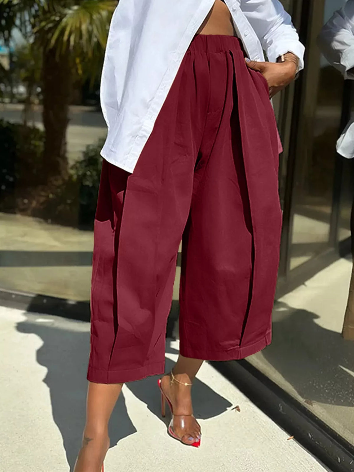 Wide Leg Pleated Detail Pants