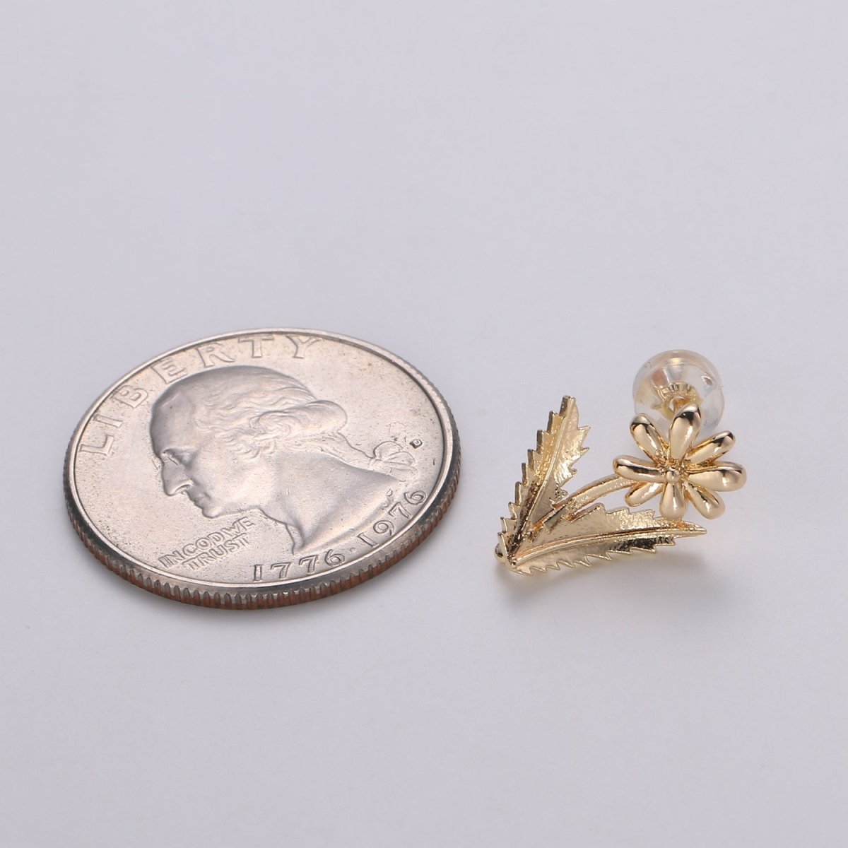 1 Pair Flower Gold Filled Studs L-016