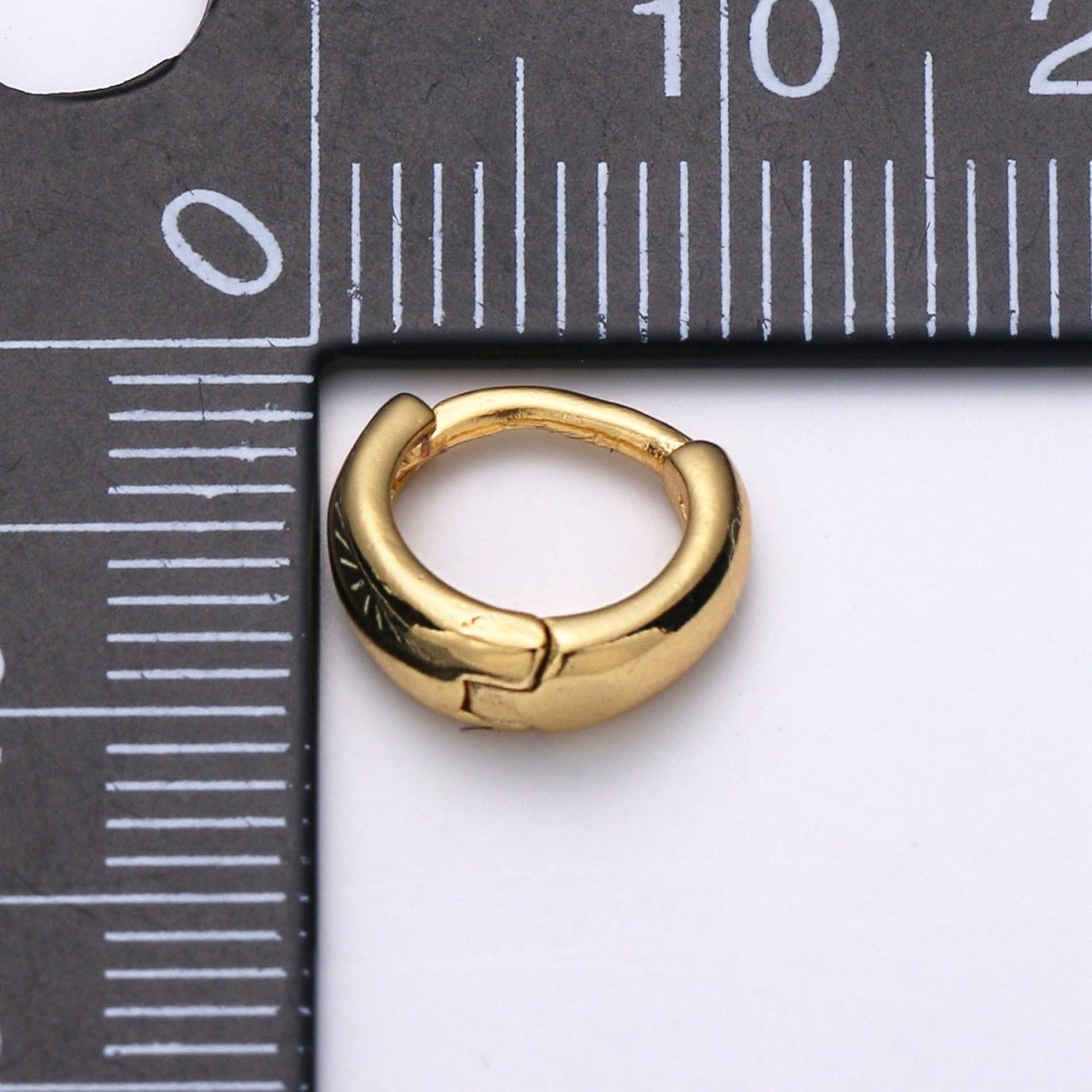 10mm Tiny gold hoops, Small Dainty hoops, Dainty earrings,Huggie earrings, Small hoops, Mini hoops gold,Gold hoops, Minimalist earring Q-238