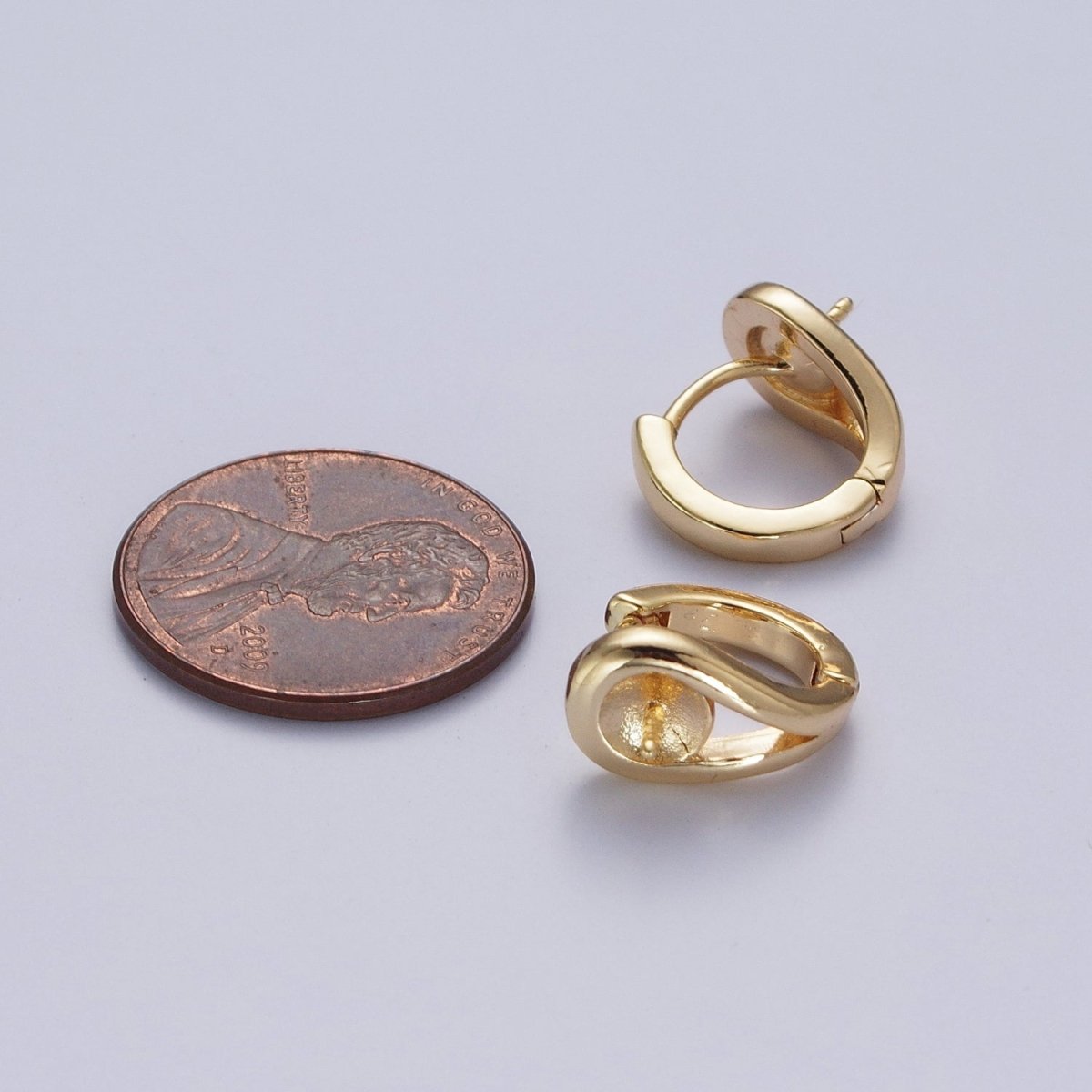 13mm Gold Huggie Hoops Earring with Half Drilled Pearl Bead Earring Making Findings L-874
