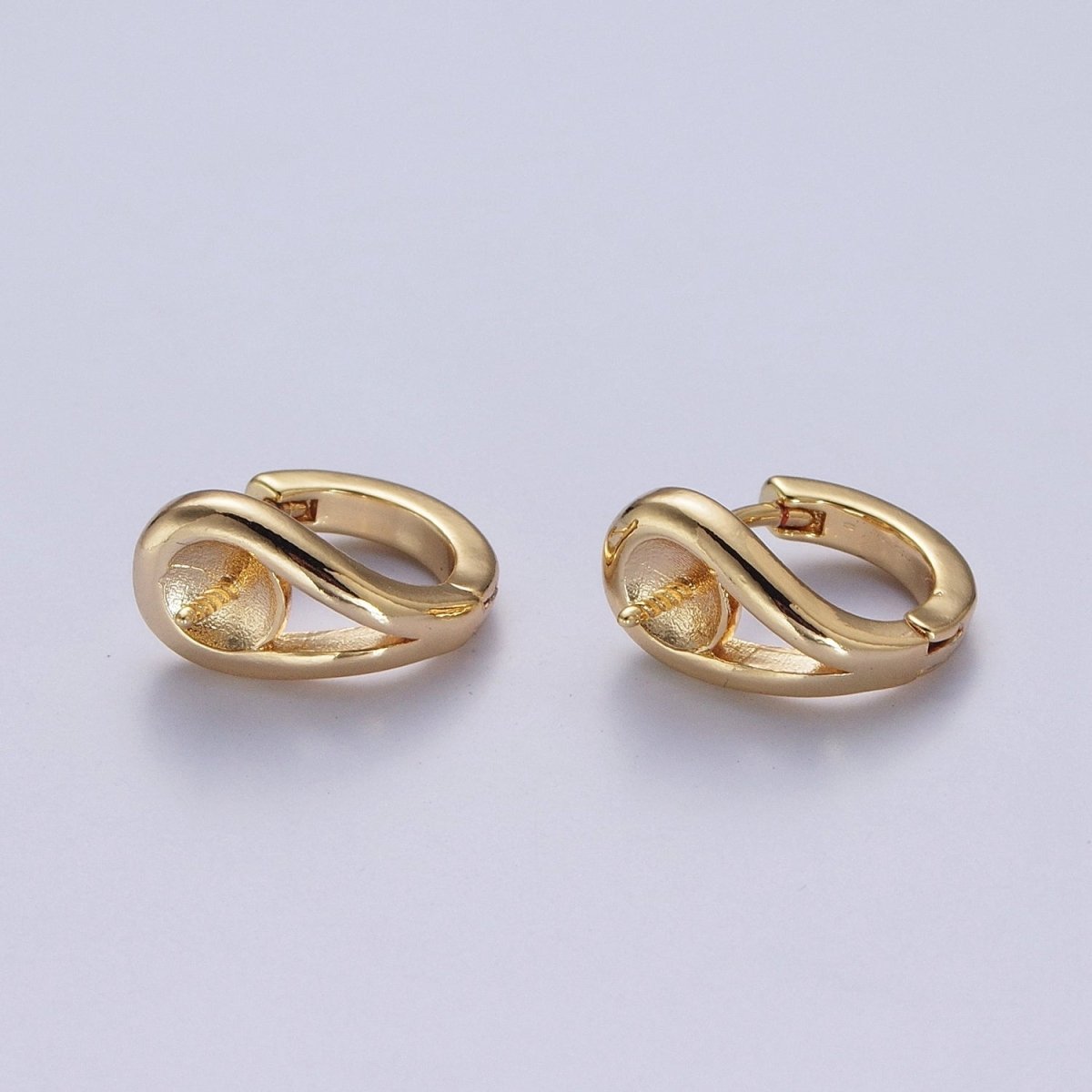 13mm Gold Huggie Hoops Earring with Half Drilled Pearl Bead Earring Making Findings L-874