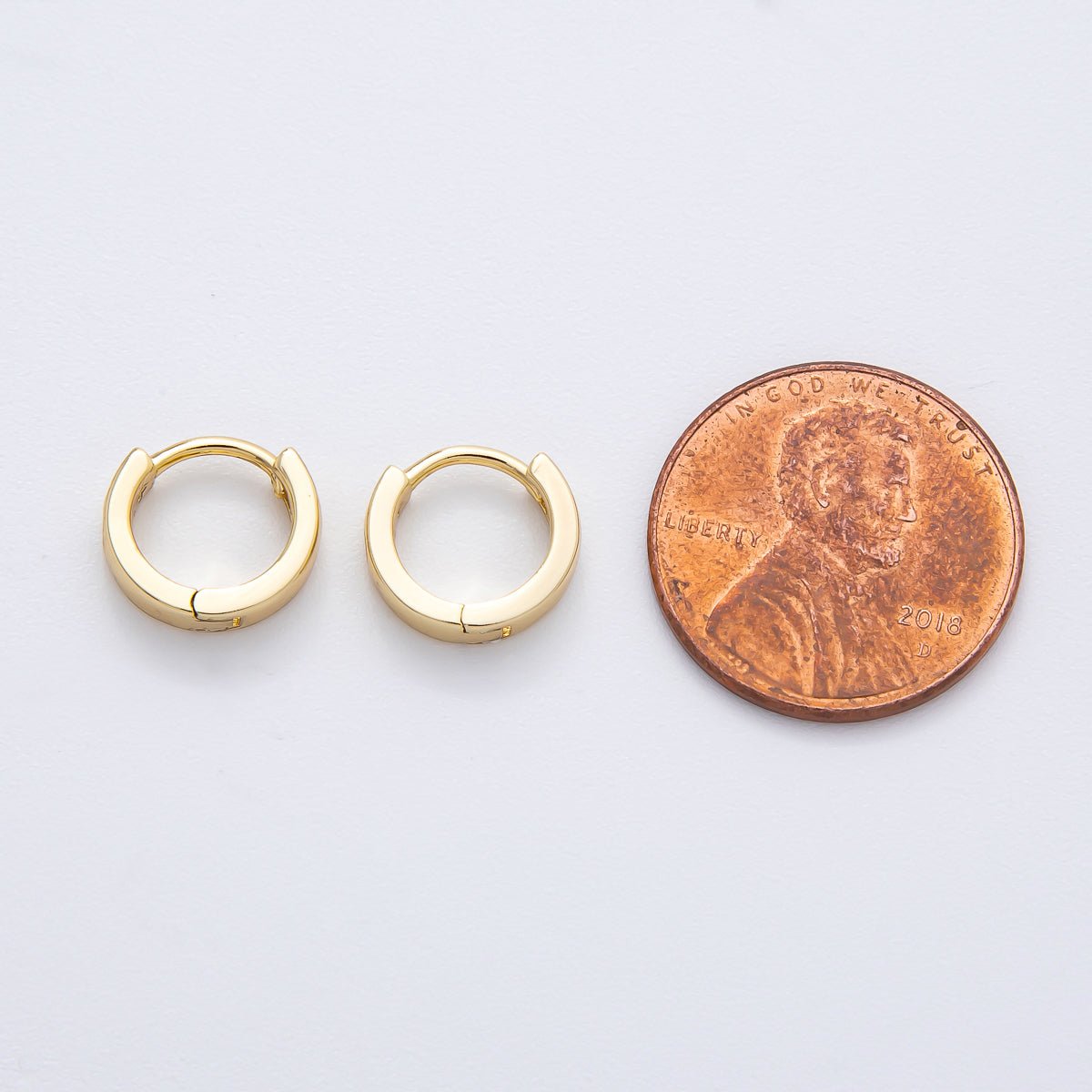 14K Gold Filled 10mm Clear CZ Round Minimalist Cartilage Huggie Earrings | AJ241