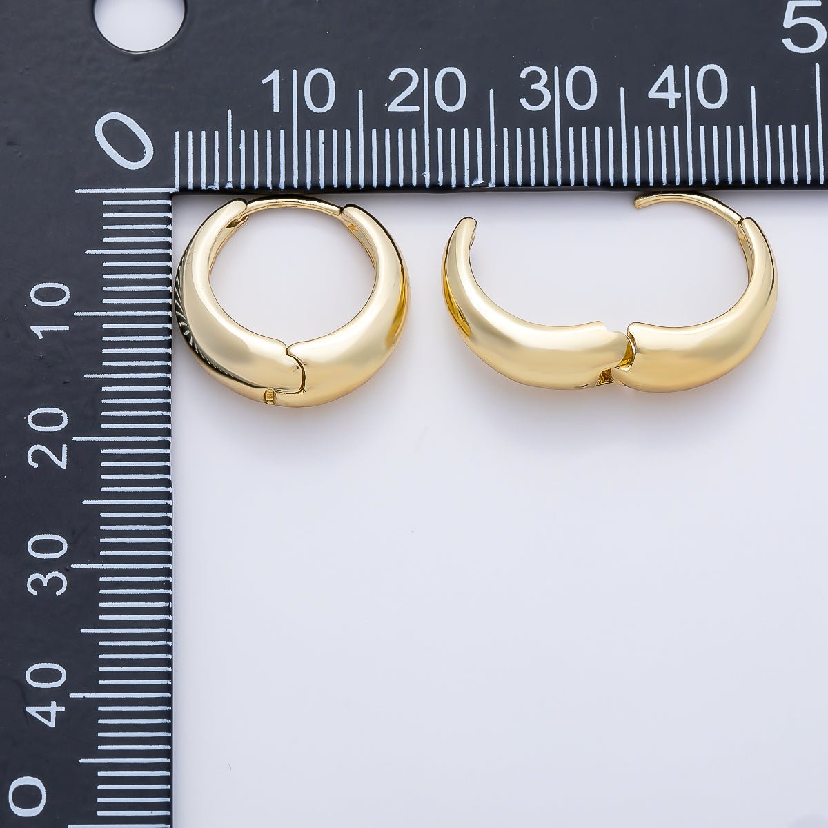 14K Gold Filled 18mm Minimalist Dome Huggie Hoop Earrings | Earrings-00673