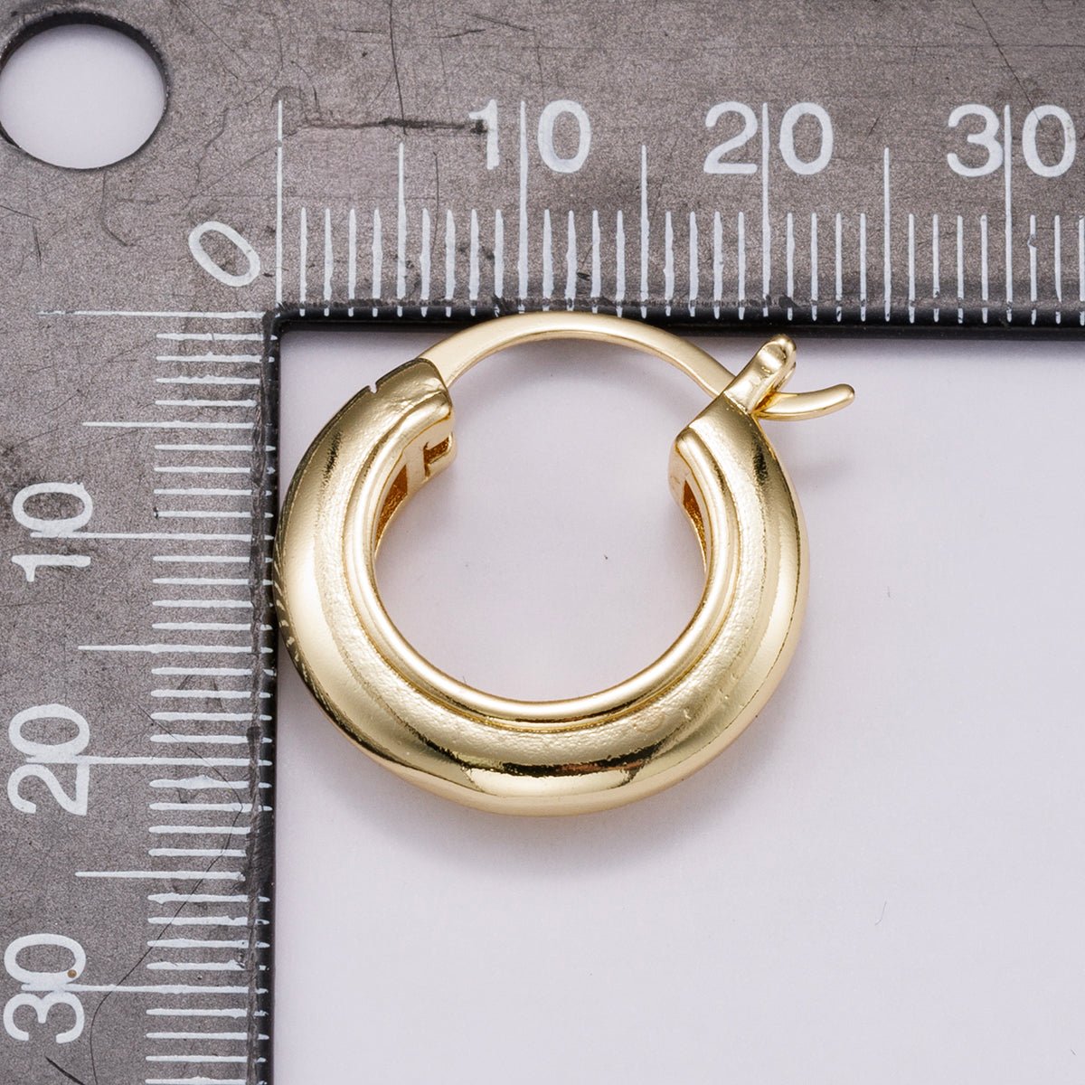 14K Gold Filled 23mm Minimalist Lined Dome Latch Hoop Earrings in Gold & Silver | Earrings-00318 Earrings-00319