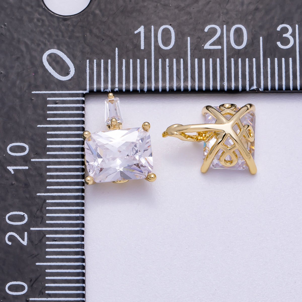16K Gold Filled 13mm Baguette CZ Rectangular Solitaire Pendant | Charms-00627