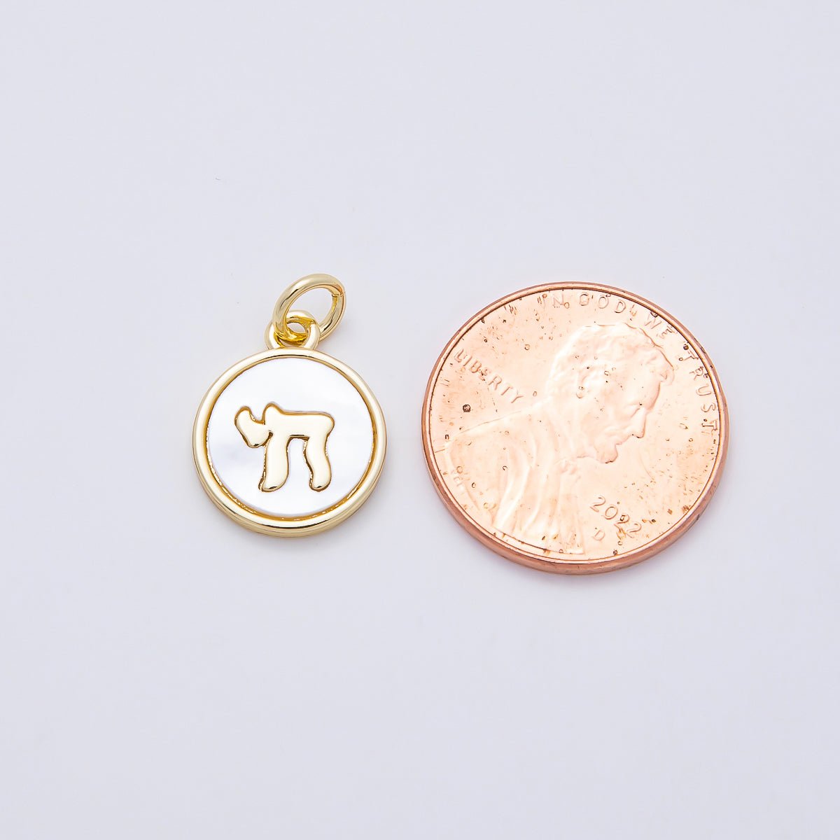 16K Gold Filled 15mm "Chai" Hebrew Shell Pearl Open Round Charm | Charms-01104