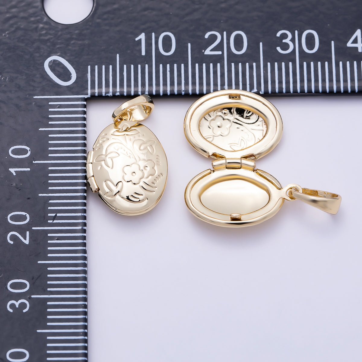 16K Gold Filled 16mm Flower Engraved Oval Locket Pendant | Charms-01382
