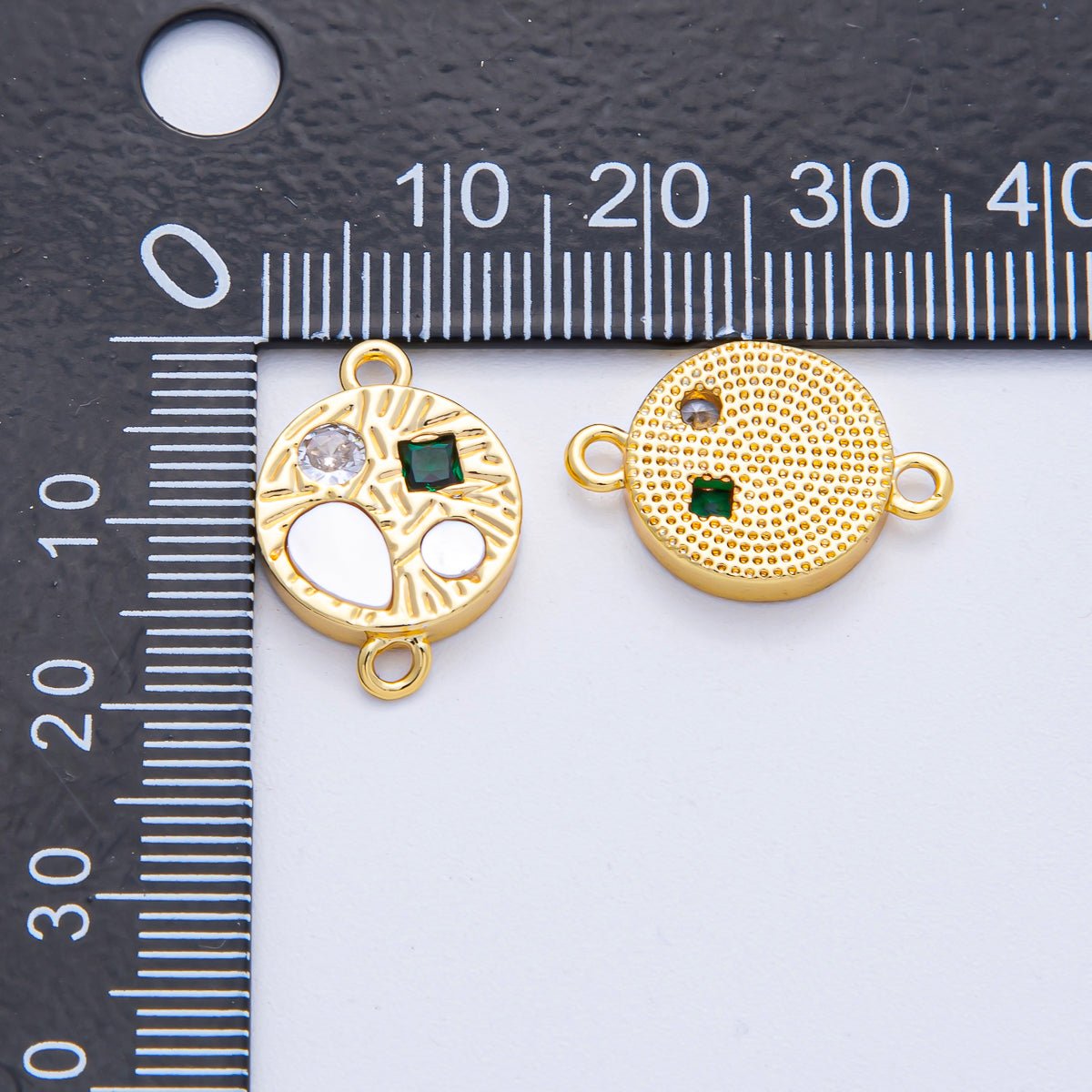 18K Gold Filled 13mm Multicolor CZ Shell Pearl Geometric Textured Round Connector | Y170