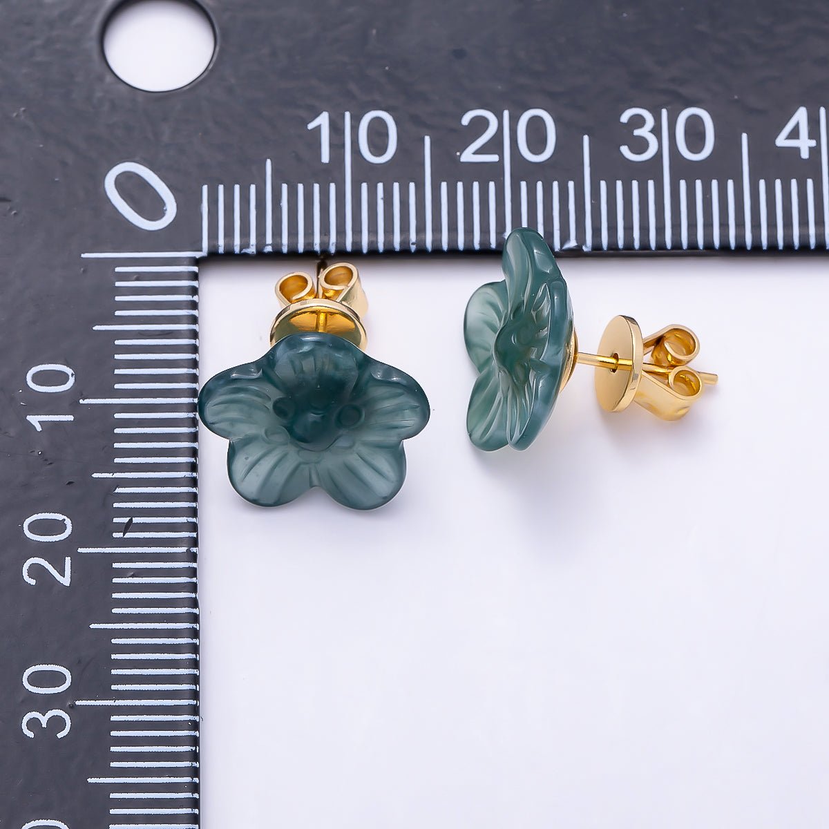 18K Gold Filled 14mm Green Aventurine Gemstone Flower Stud Earrings | Earrings-00704