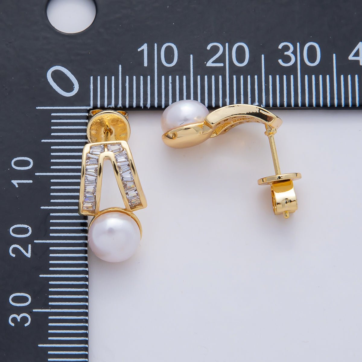 18K Gold Filled 16.5mm White, Pink Shell Pearl Geometric Baguette Drop Stud Earrings | AD1640 AD1641