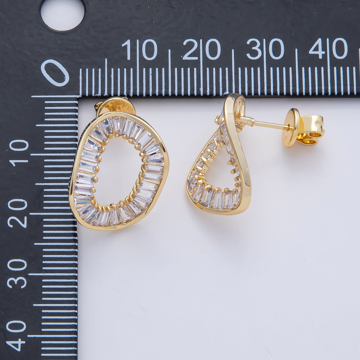 18K Gold Filled 19mm Clear Baguette CZ Curved Geometric Oval Stud Earrings | AD1657