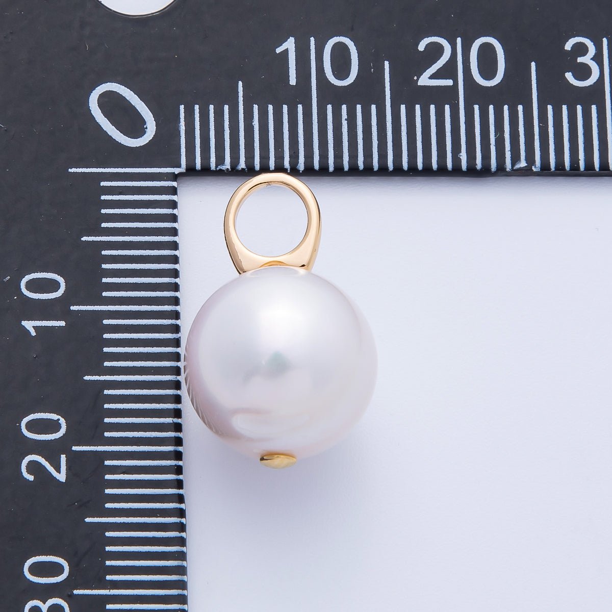 18K Gold Filled 20mm Ringed White Shell Pearl Round Drop Pendant | Charms-00323
