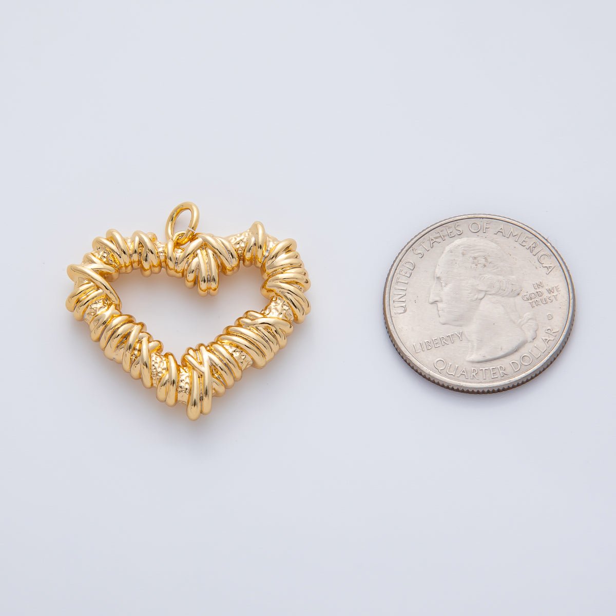18K Gold Filled 25mm Hammered Knot Open Heart Charm | AF1411