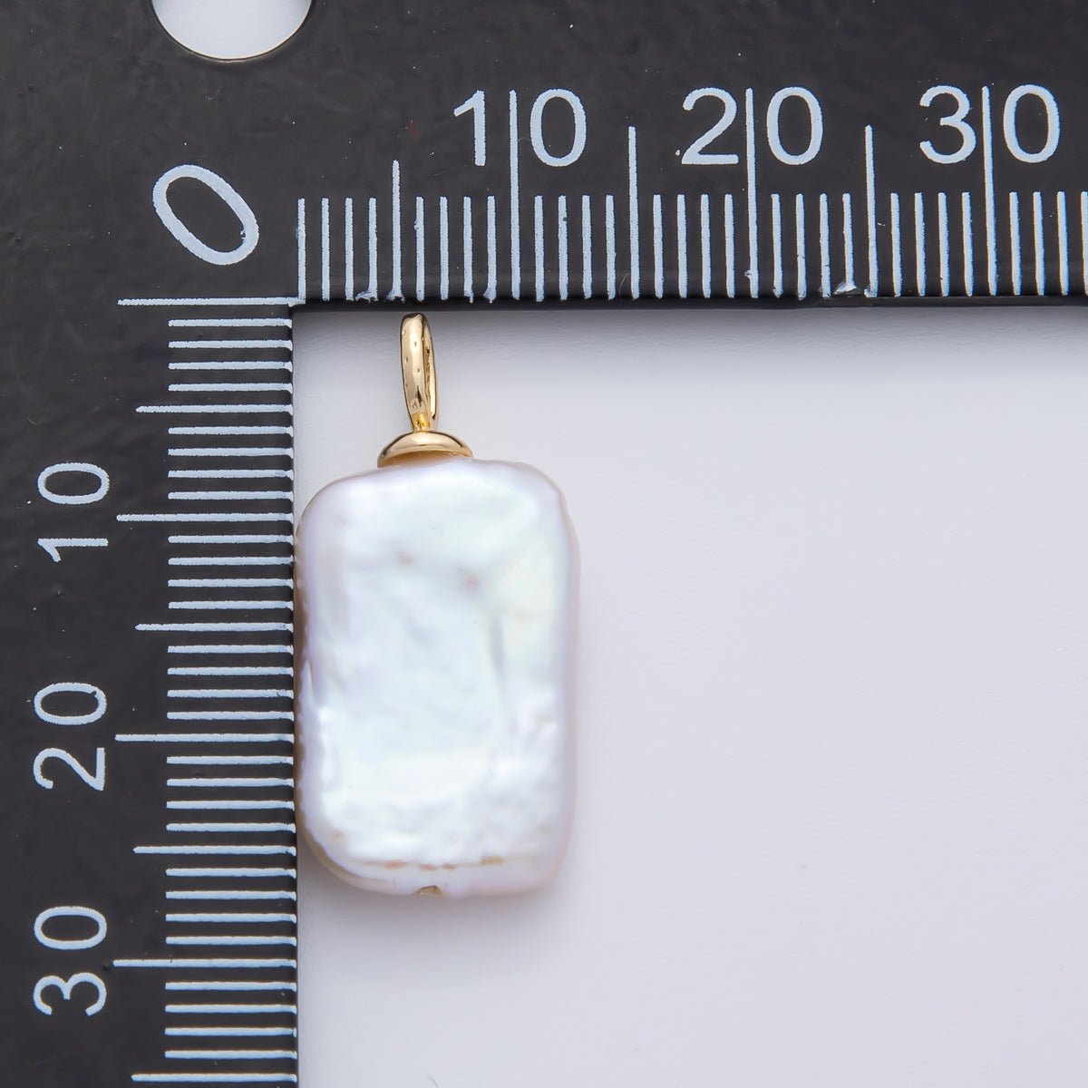 18K Gold Filled 29mm White Freshwater Pearl Biwa Baroque Charm | AF635