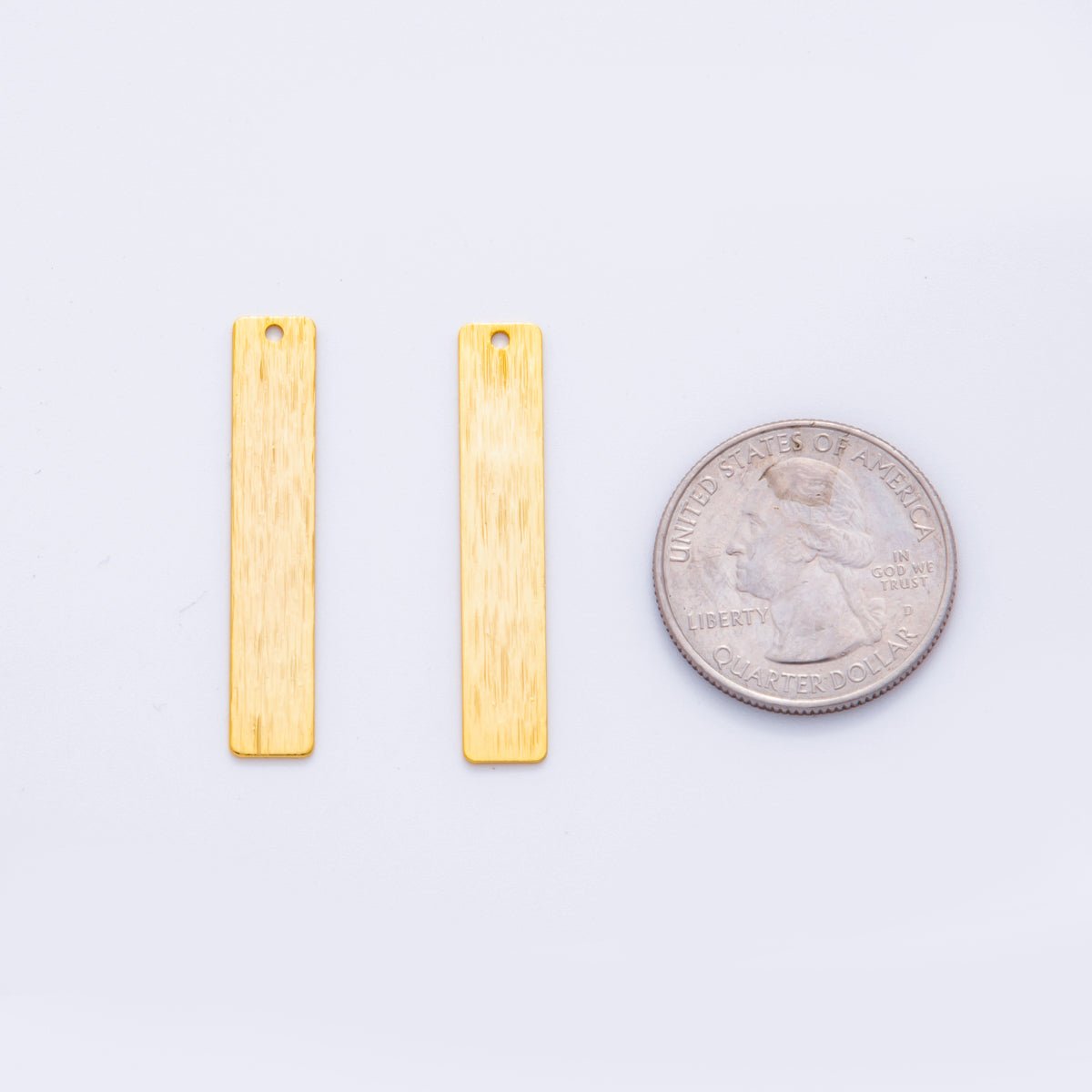 18K Gold Filled 36mm Lined Rectangular Bar Thin Charm Finding | Z1172