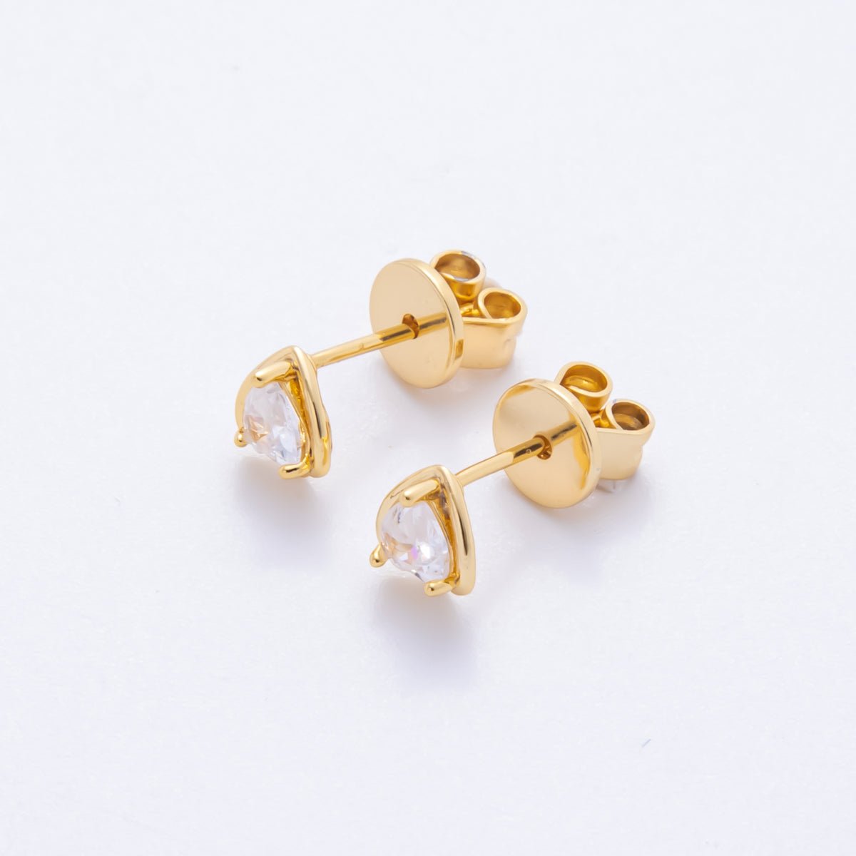 18K Gold Filled 6.5mm Clear CZ Inverted Heart CZ Drop Stud Earrings Findings | Z1362