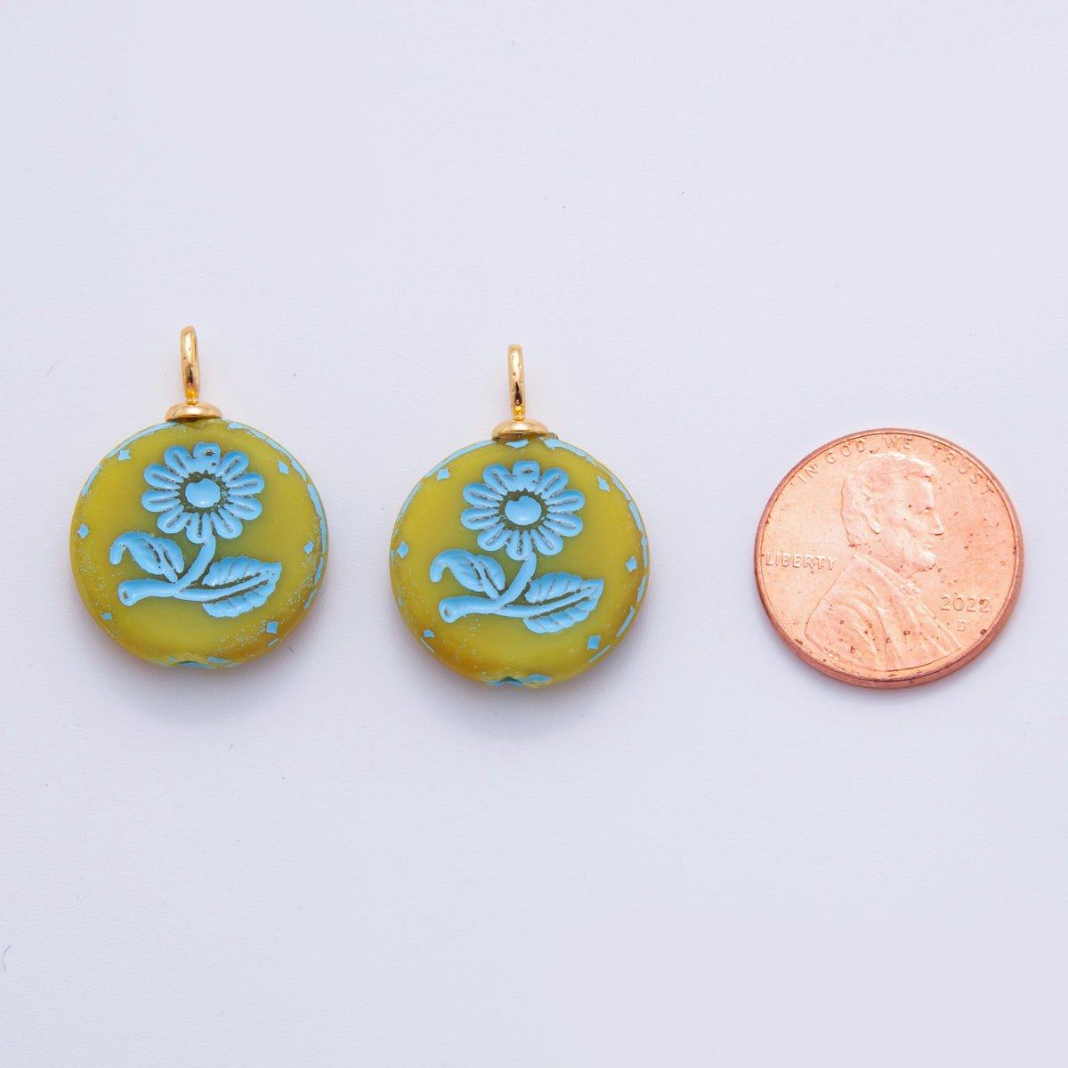 18K Gold Filled Blue Daisy Flower Green Round Drop Pendant | AF721