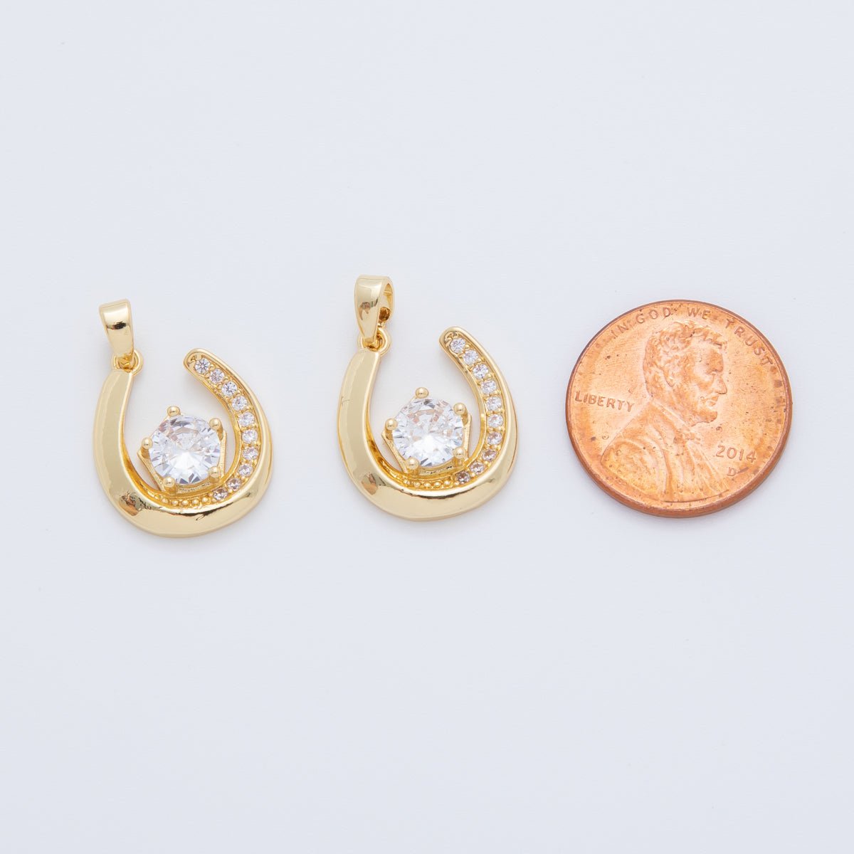 18K Gold Filled Clear CZ Micro Paved Horseshoe Pendant | AH775