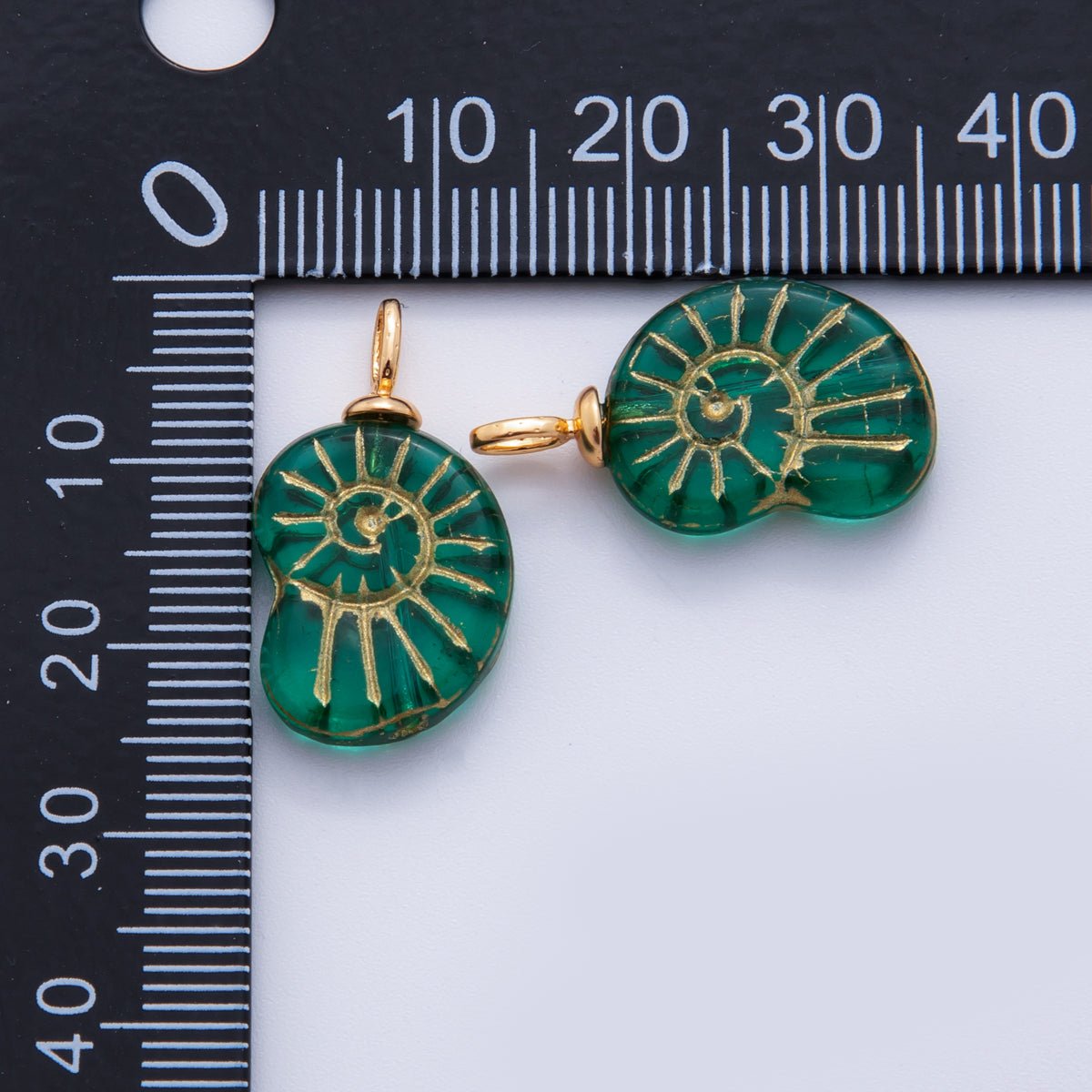 18K Gold Filled Green Gold-Lined Nautilus Sea Shell Drop Pendant | AF288