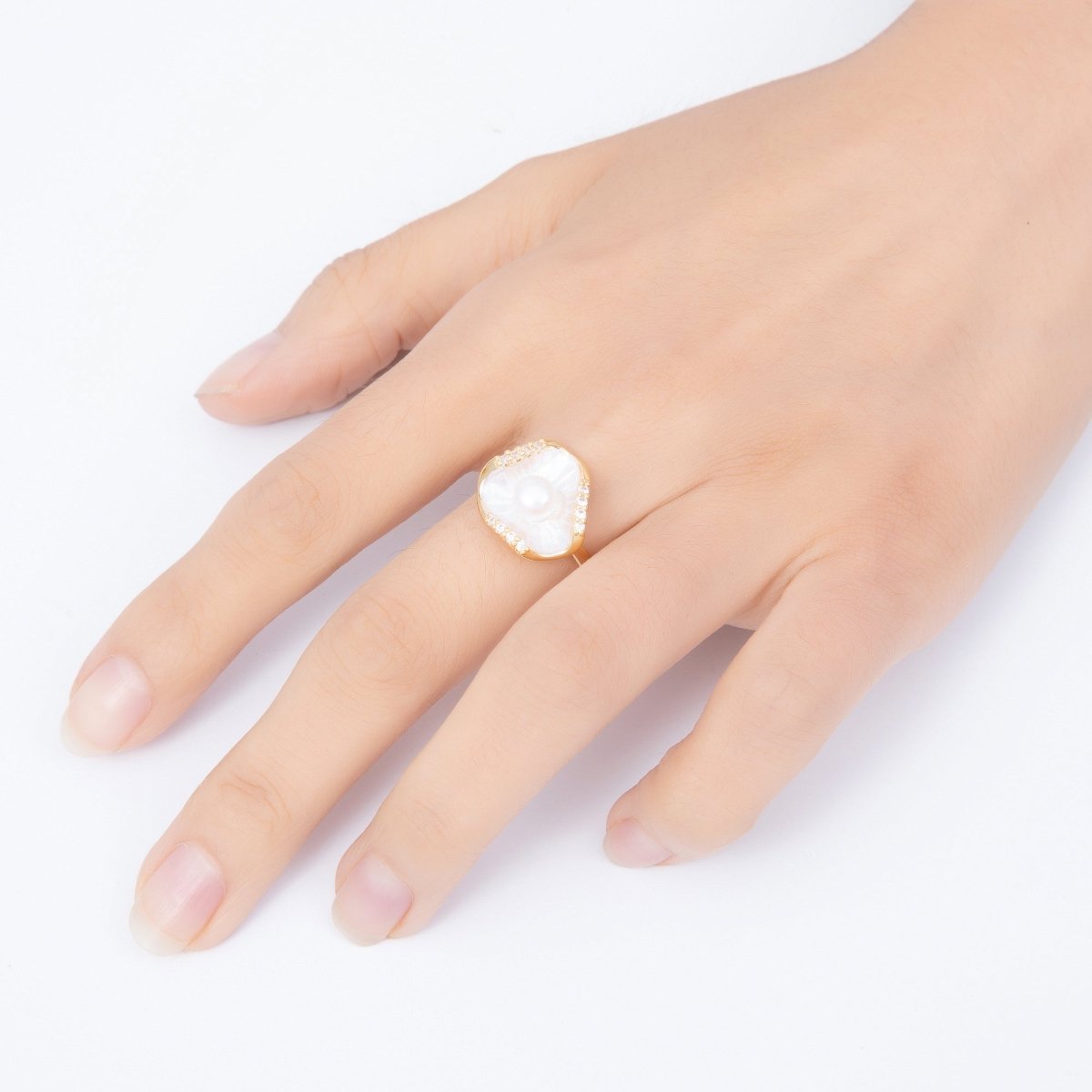 18K Gold Filled Shell Pearl Micro Paved CZ Enamel Scallop Sea Ring | Rings-00287