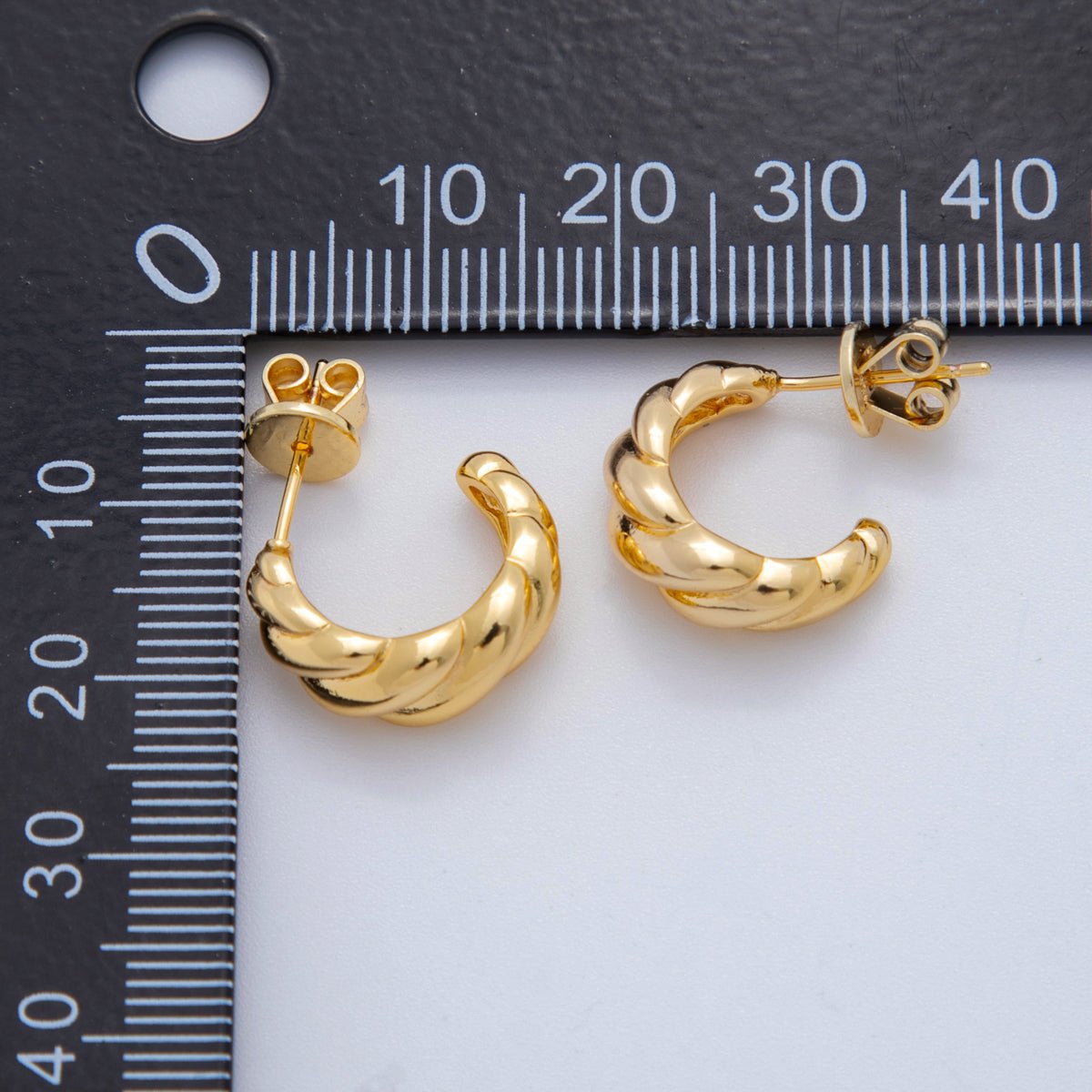 18K Gold Filled Smooth Croissant C-Shaped Stud Earrings in Gold and Silver | AJ150