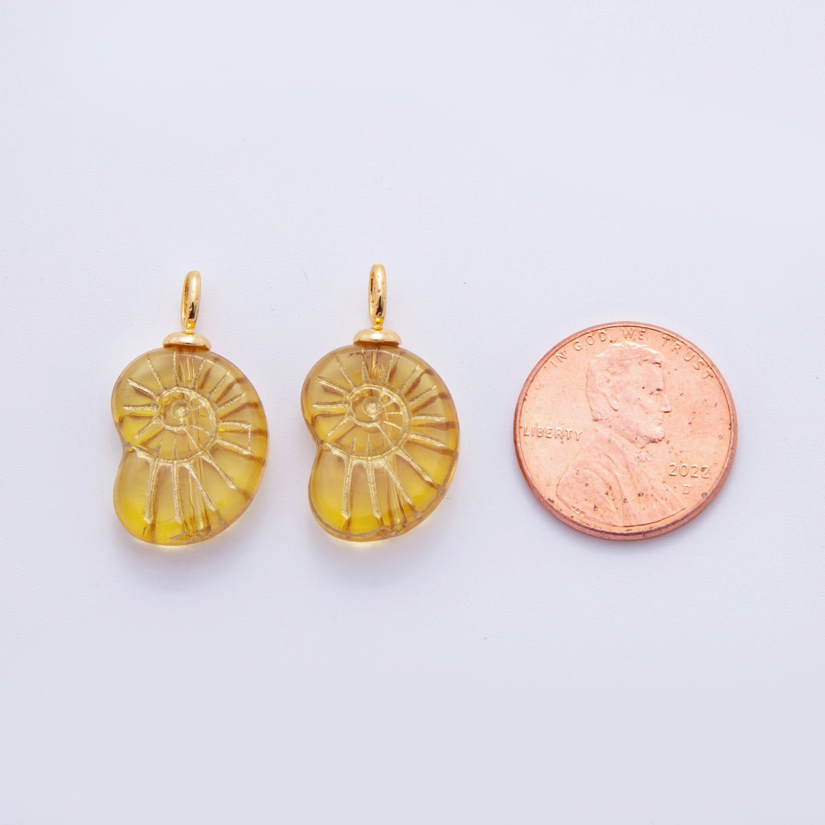 18K Gold Filled Yellow Gold-Lined Nautilus Sea Shell Drop Pendant | AF289