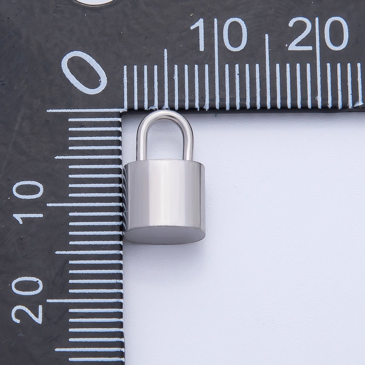 18K Gold Plated 13mm Minimalist Padlock Charm Link Finding in Gold & Silver | Z1437