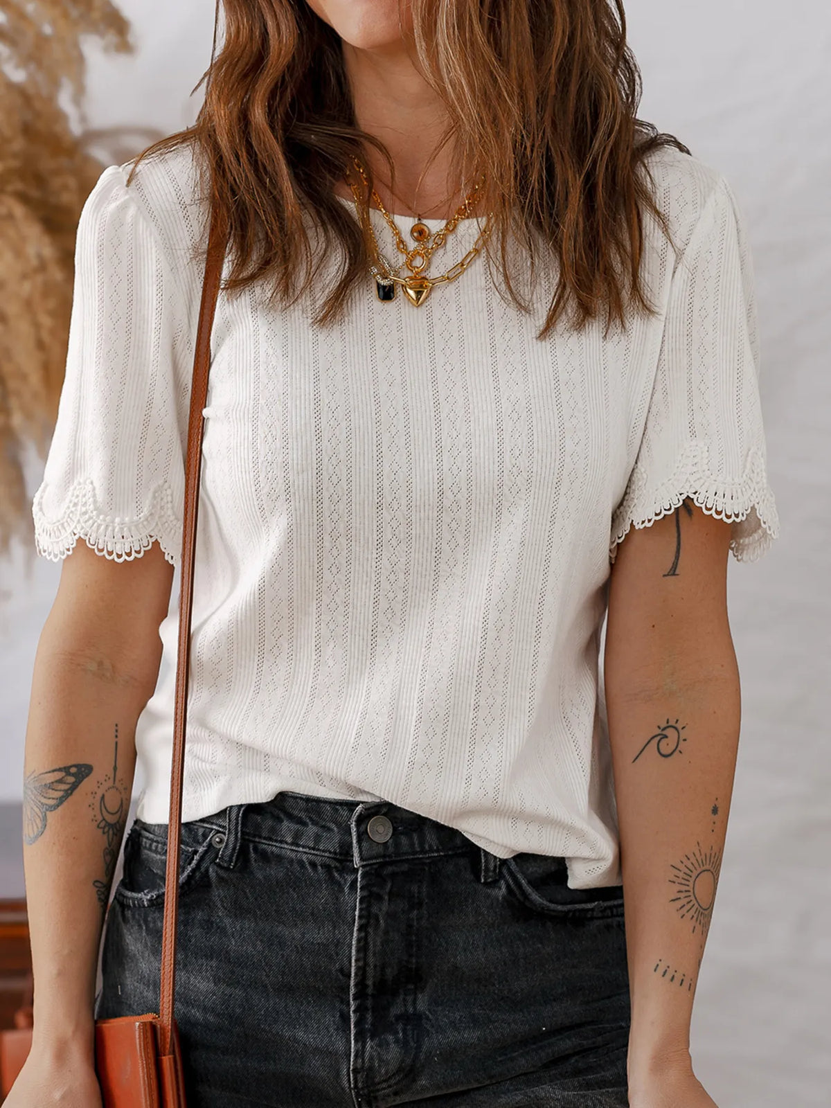 Scalloped Lace Trim Jacquard Textured T Shirt