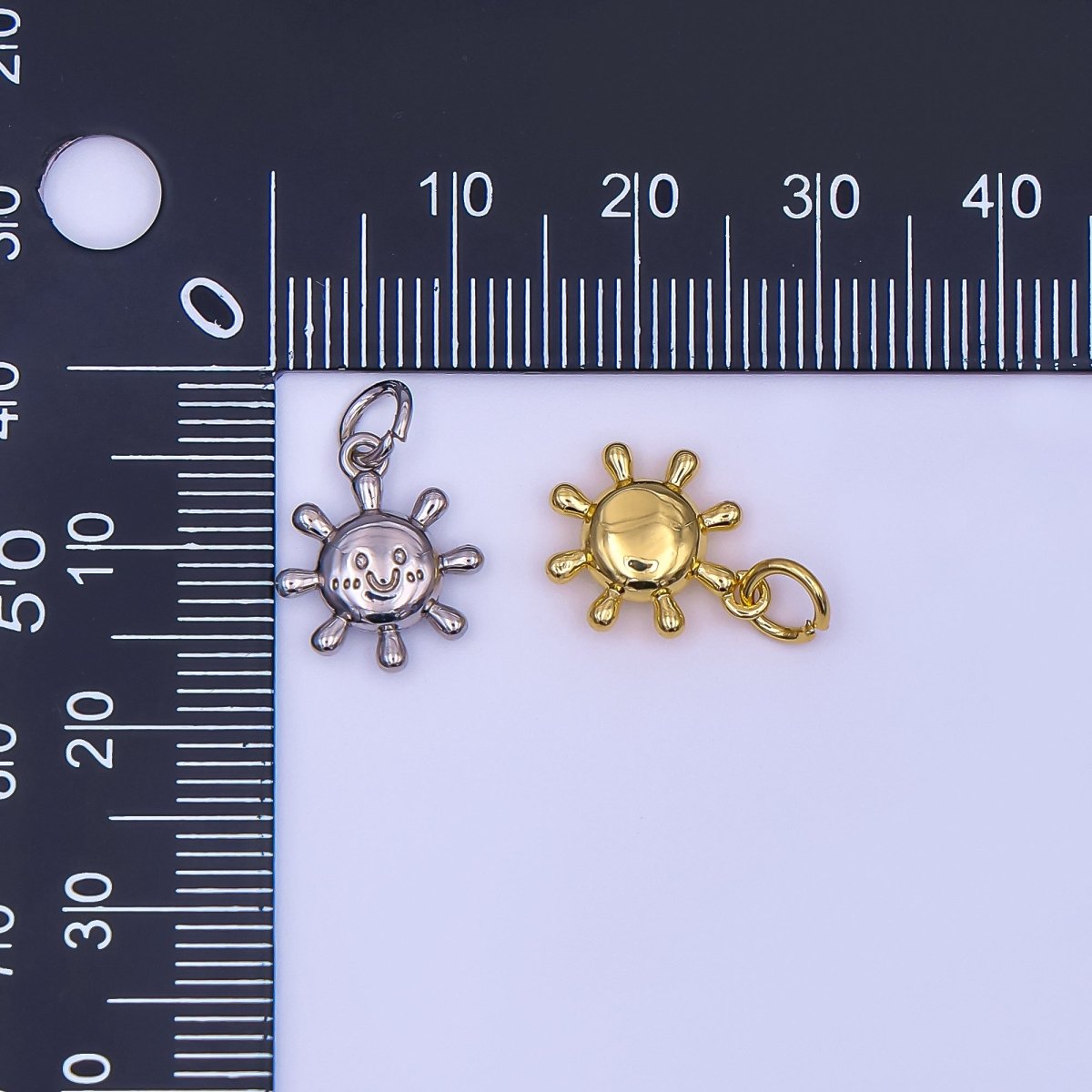 24K Gold Filled 13.5mm Smiley Sun Happy Morning Sunrise Charm in Gold & Silver | AF499