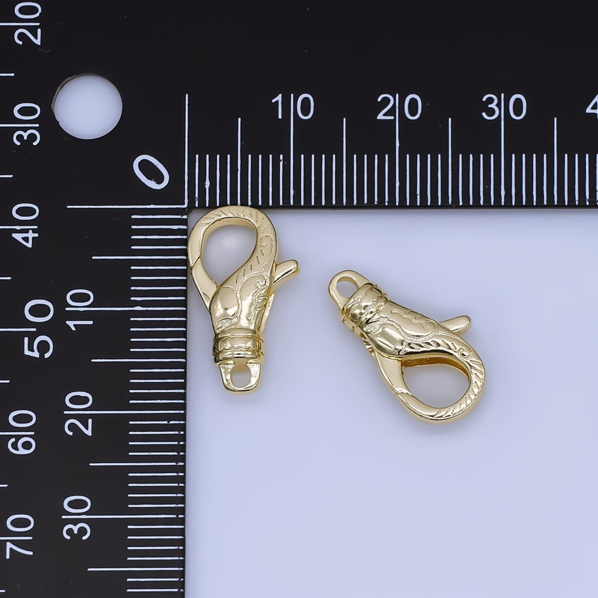 24K Gold Filled 18.5mm Nature Engraved Lobster Clasps Closure Finding in Gold | Z1347