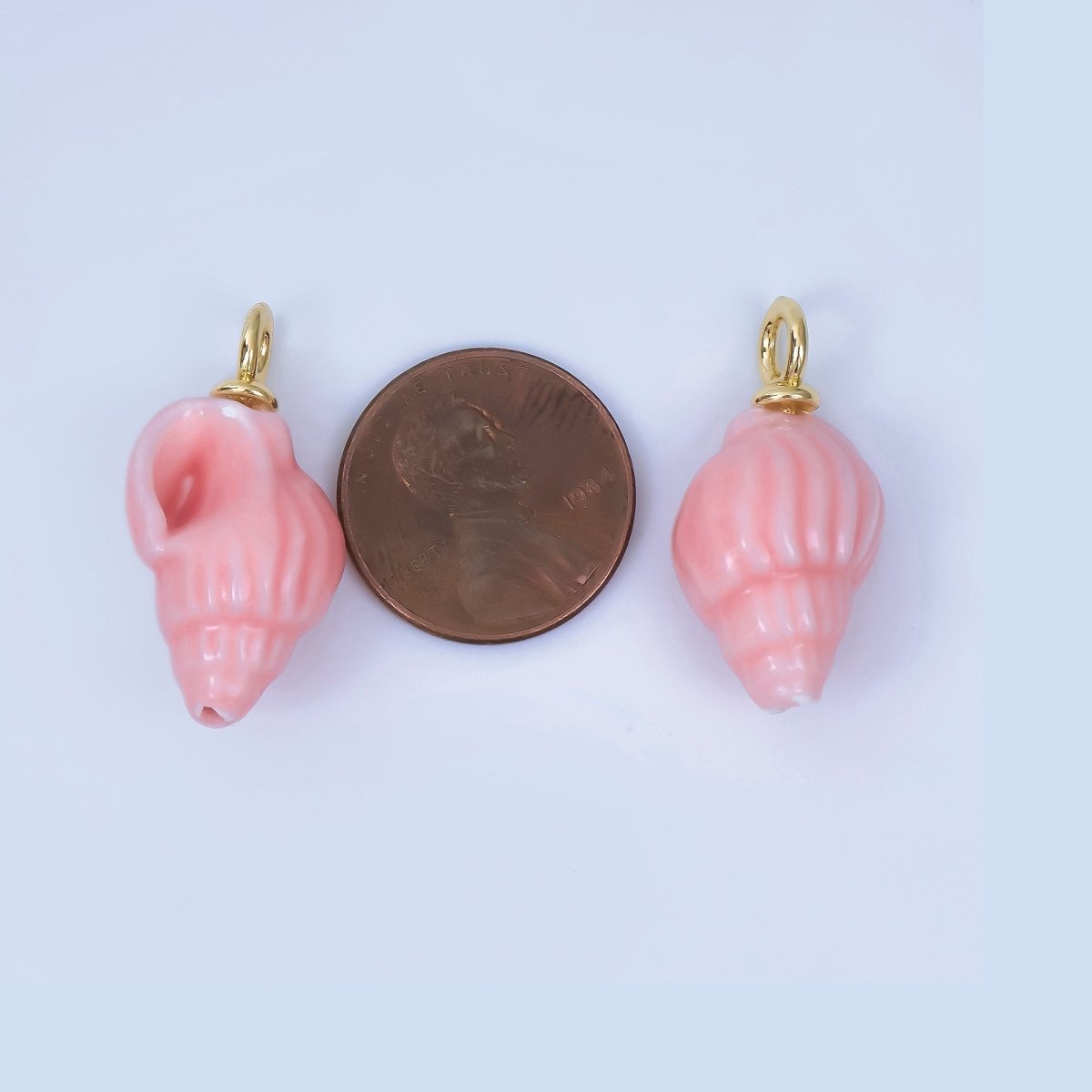 24K Gold Filled 28mm Ceramic Art Pink Sea Shell Charm | AH-384