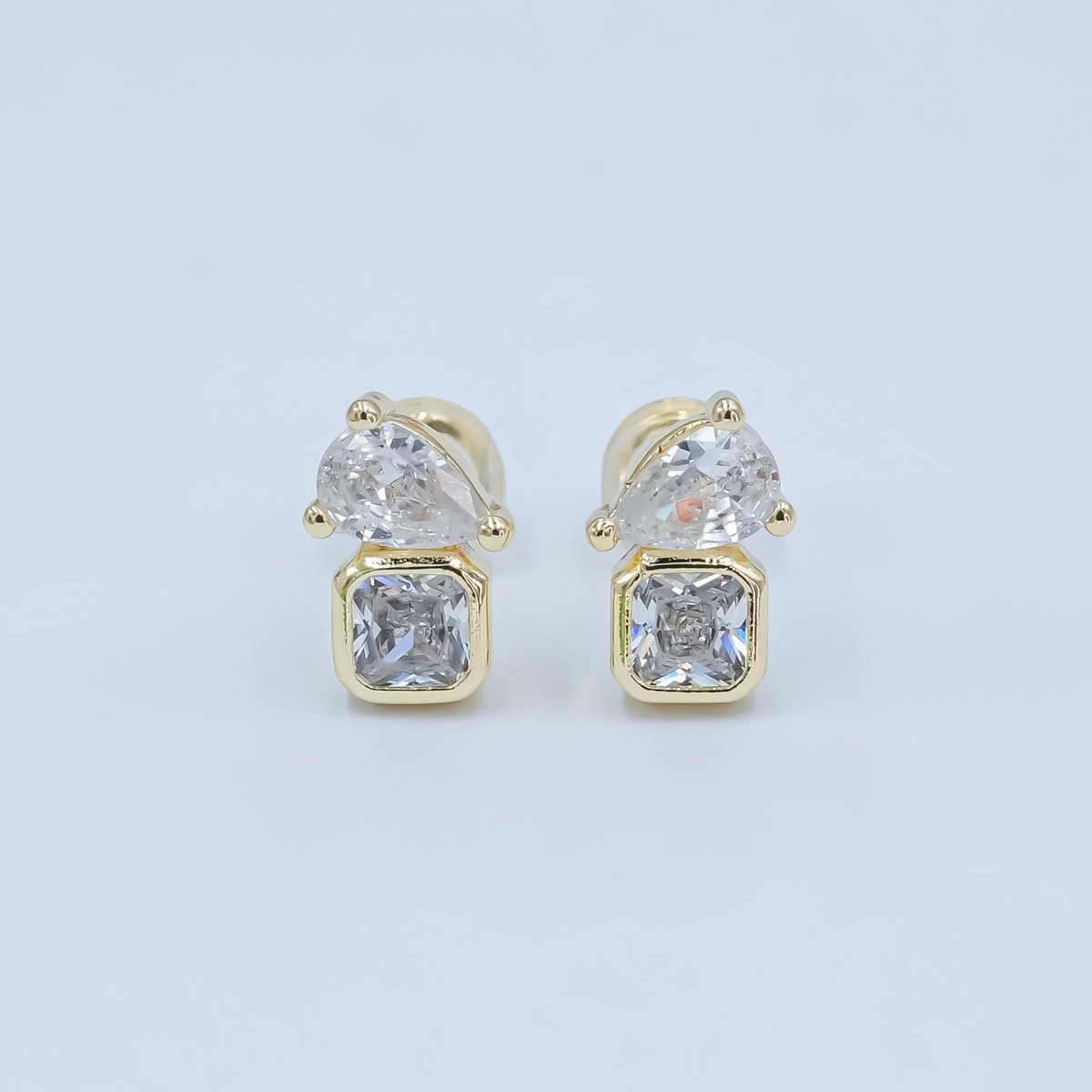 24K Gold Filled Clear CZ Baguette Teardrop Stud Earrings | AD841