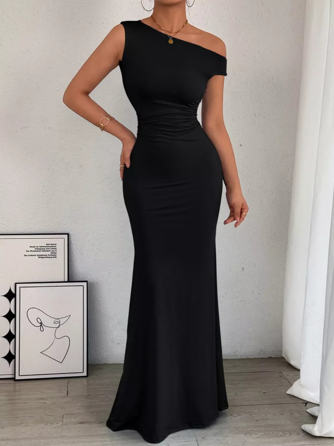 One-Shoulder Ruched Bodycon Maxi Dress