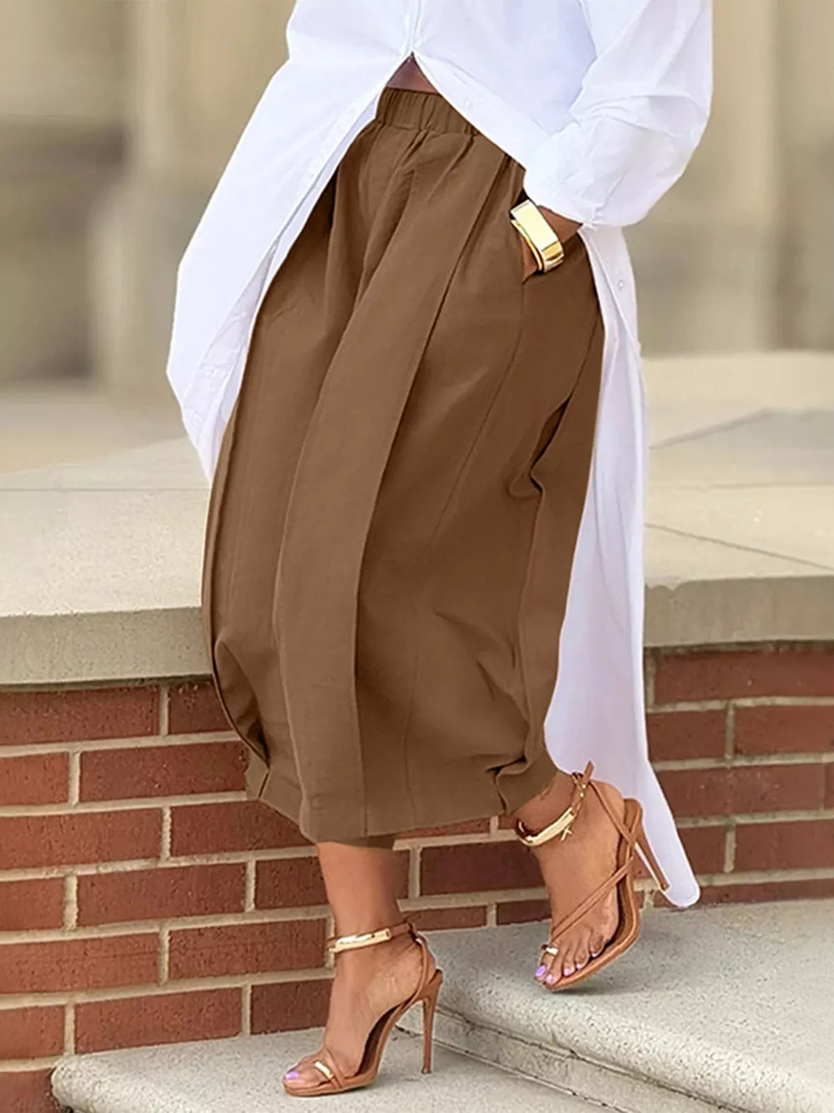 Wide Leg Pleated Detail Pants