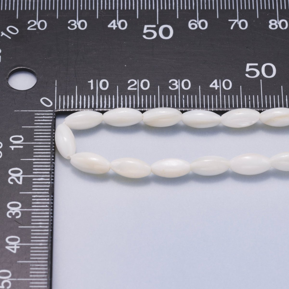 4.5mm White Button Trochid Freshwater Pearl Strand Finding | WA-04421