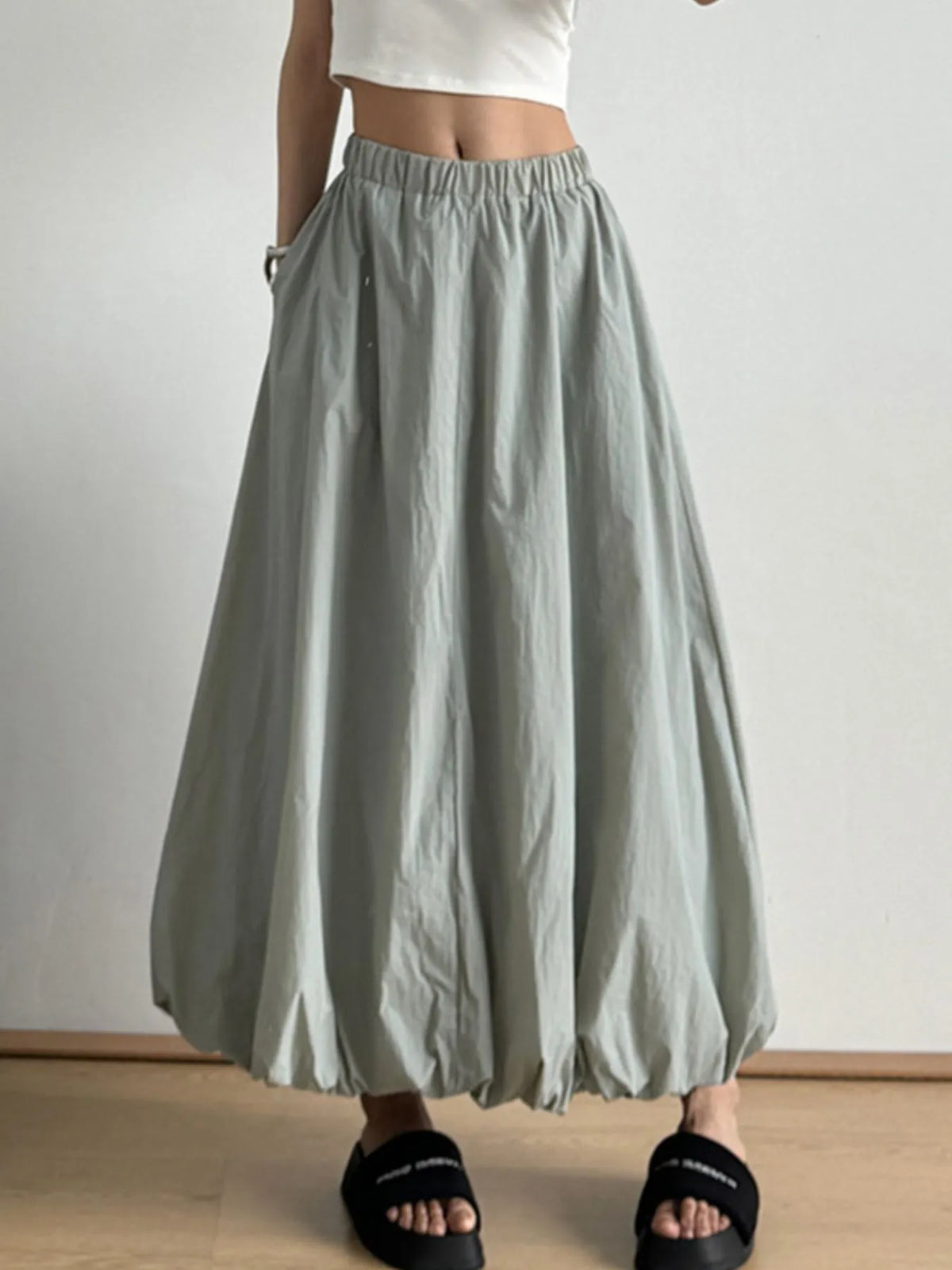 Elastic Waist Bubble Hem Maxi Skirt
