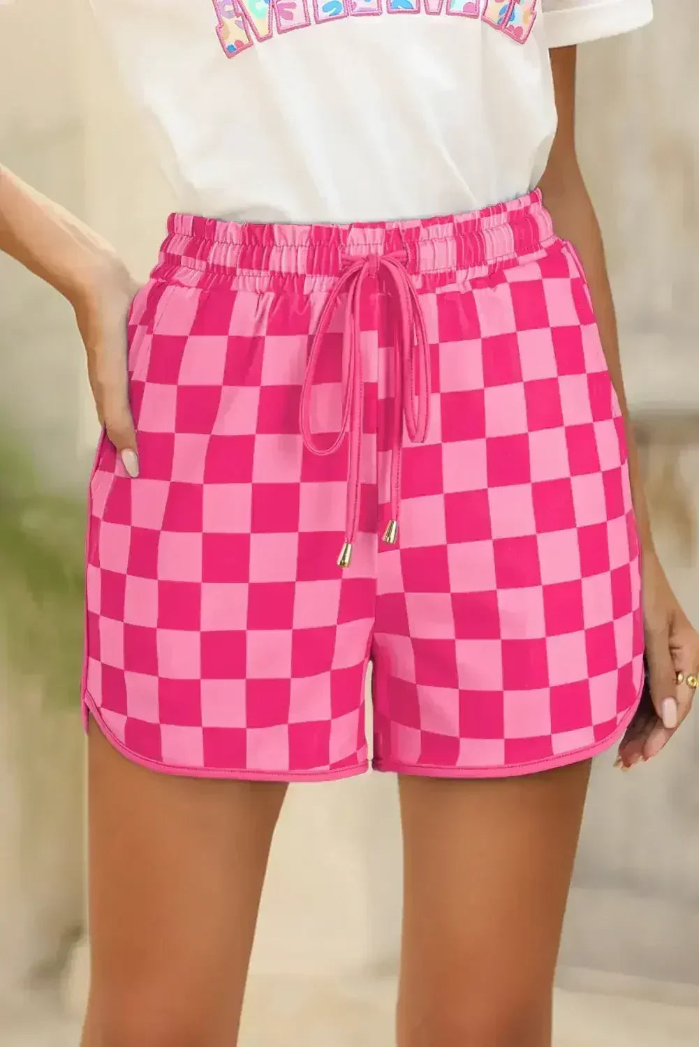 Black Checkered Drawstring Elastic Waist Casual Shorts