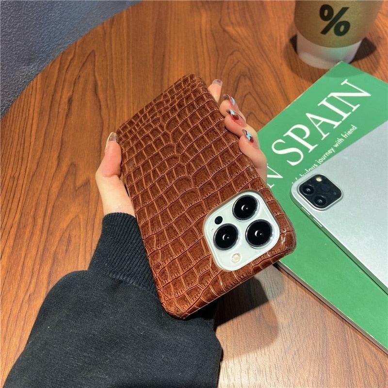 Genuine Leather Case for iPhone 13 Pro Classic Pattern Real Leather Full Coverage High-end Luxury Glossy Leather Couple Soft Case For iPhone 14 11 12 13 Pro Max 7 8 Plus 2 iPhone Cover