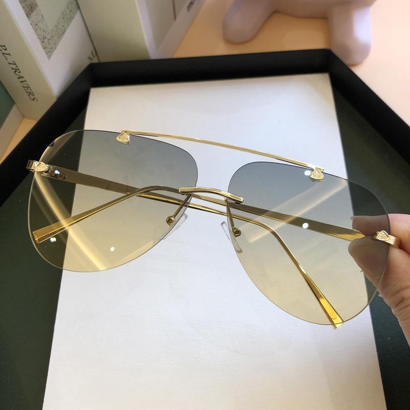 Metal Rimless Sunglasses for Men and Woman Mirror Fashion Trendy Pilot Sun Glasses UV Protector Gradient Eyewear