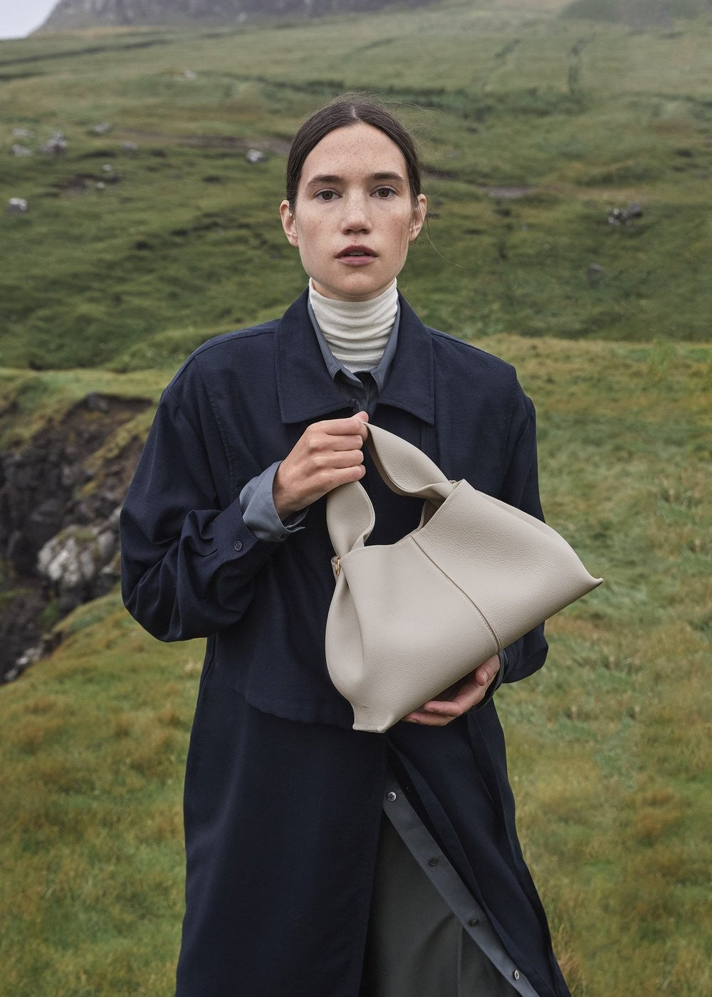 Cloud bag female, popular tote bag, shoulder top handle bag