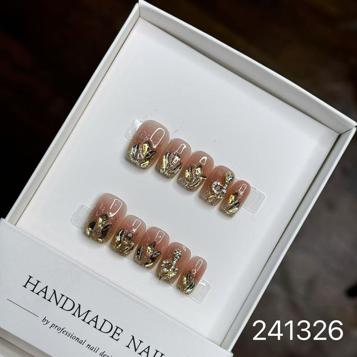 1031- Handmade press on nails fake nails removable