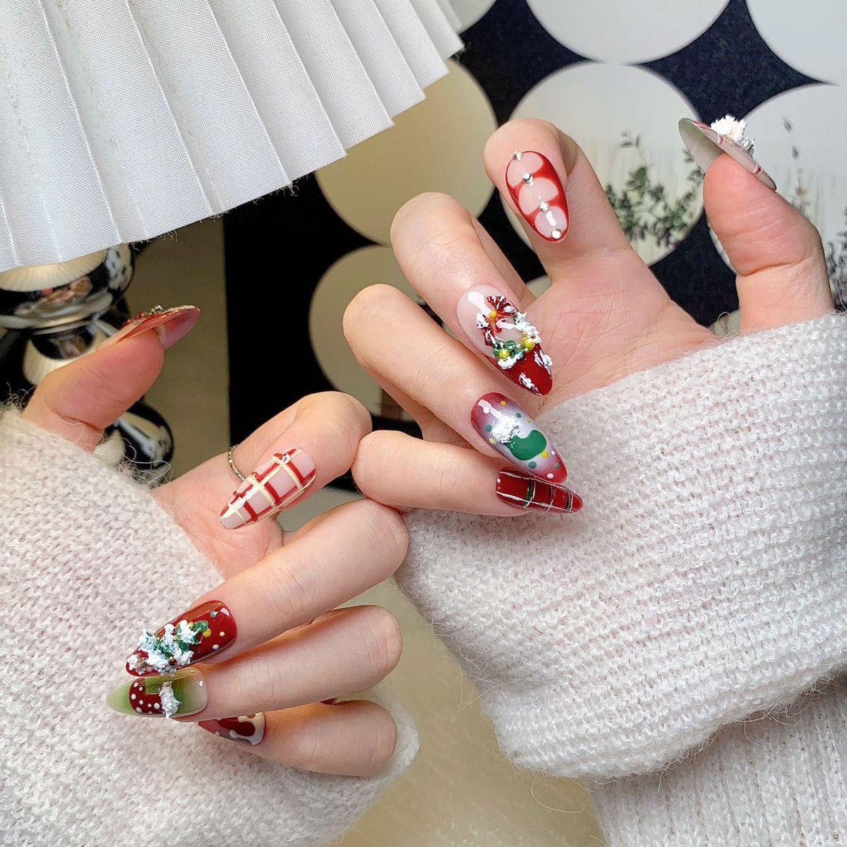 Christmas handmade nail wear boutique high-end nail art fake nail flakes autumn and winter
