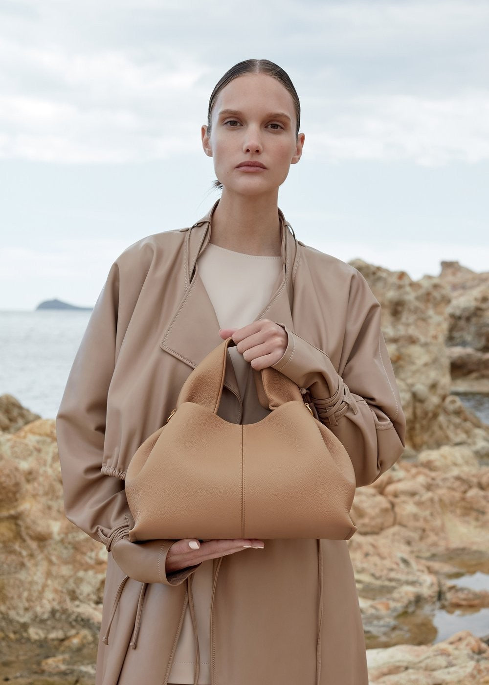 Cloud bag female, popular tote bag, shoulder top handle bag