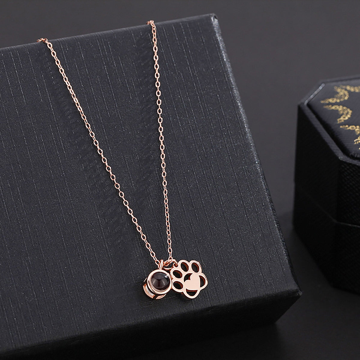 Customized Photo Dog Paws Projection Necklace Pendant Jewelry For Lover Girlfriend