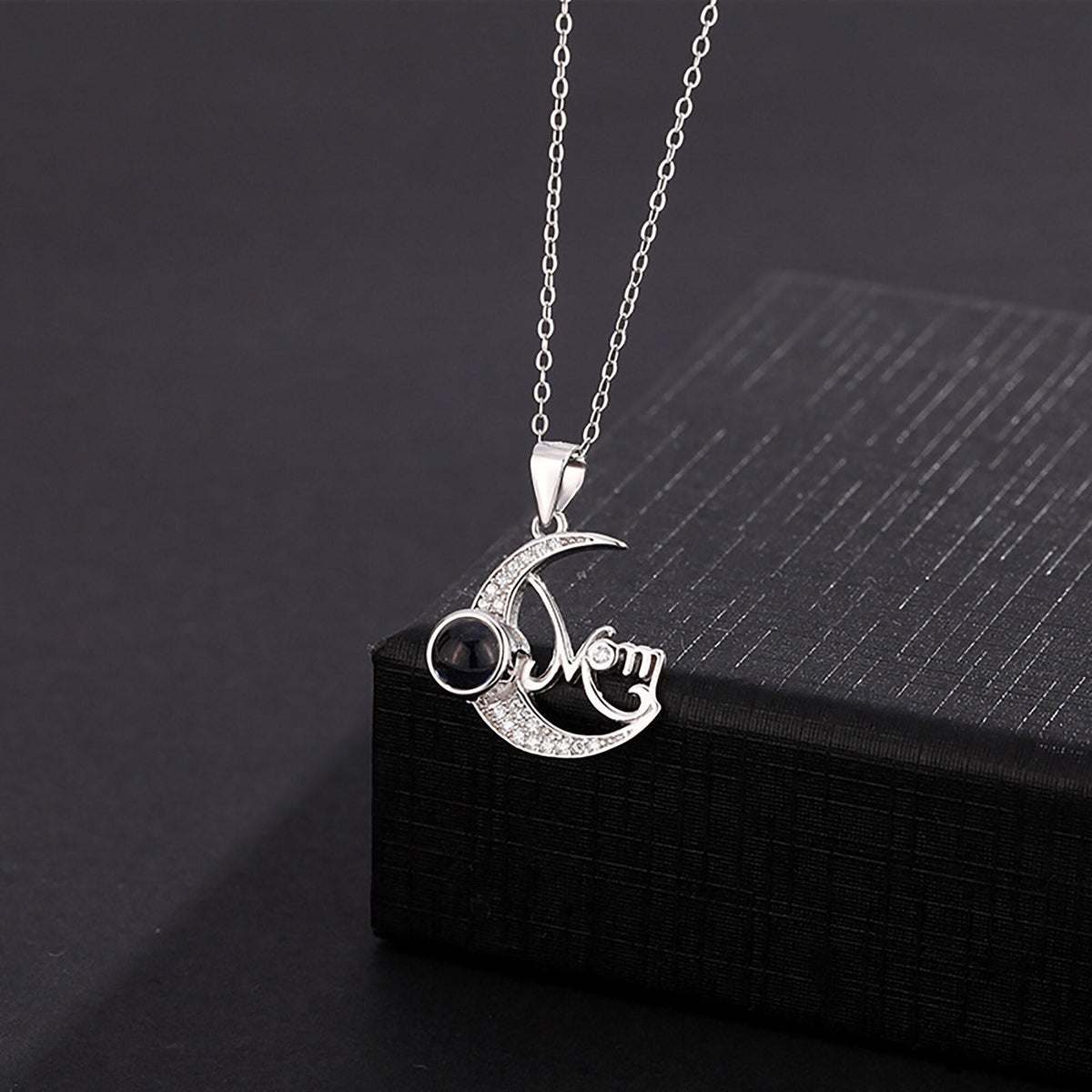 Customizable photo of the moon Projection Necklace Pendant Jewelry