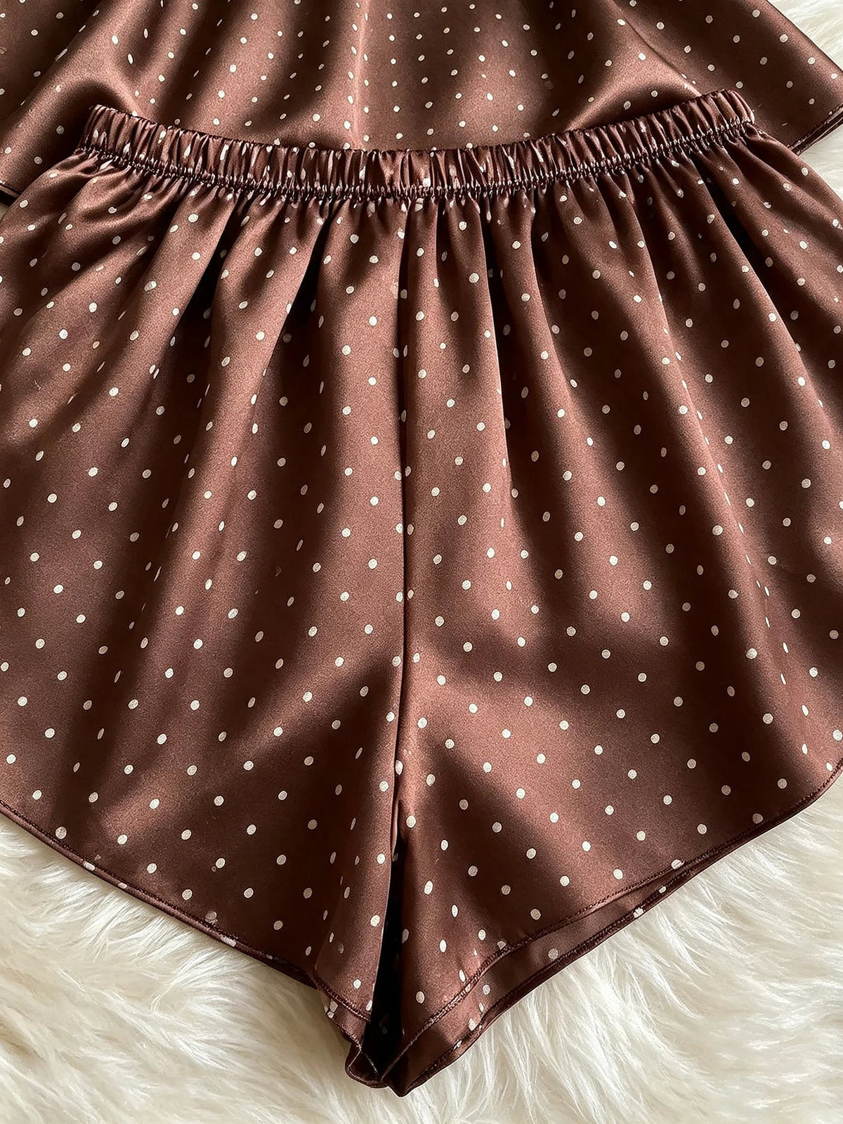 New Fashion Women Polka Dot Print Satin 2Pcs Pajama Set Elegant Round Neck Top Elastic Waist Shorts Ladies Home Sleepwear