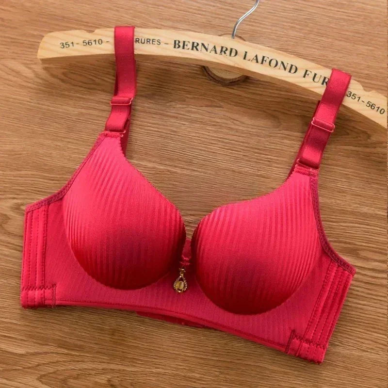 Wireless Push-Up Bra – 8cm Thick Padding for Extreme Lift | Femstylo