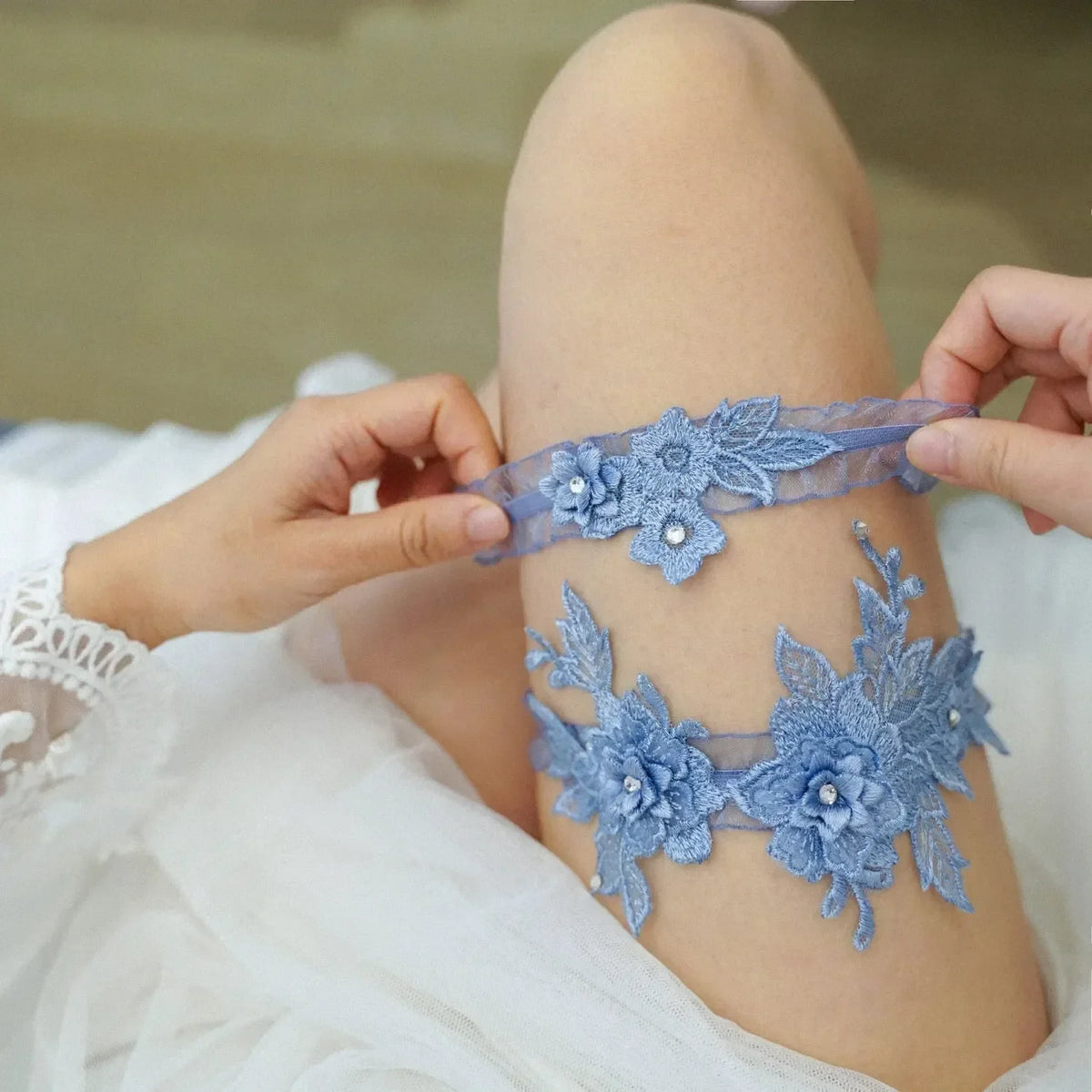 K03 2 PCS Sexy Lace Flower Crystal Pearls Wedding Garter Belt Thigh Ring Bridal Leg Garter Stocking Garter Belt Girl Women