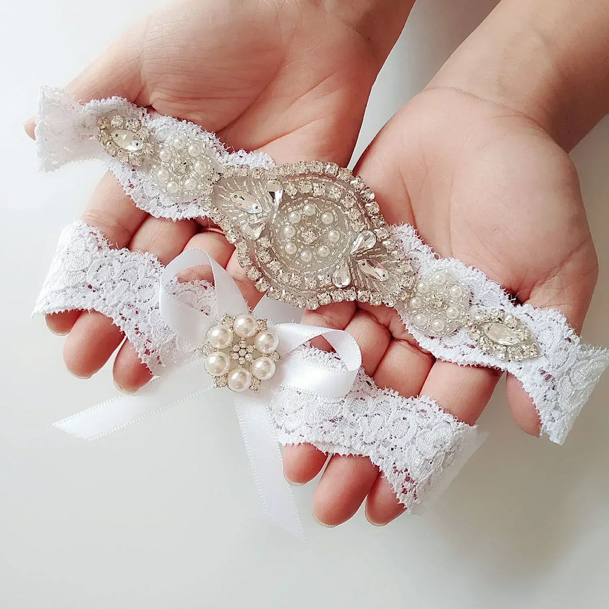K03 2 PCS Sexy Lace Flower Crystal Pearls Wedding Garter Belt Thigh Ring Bridal Leg Garter Stocking Garter Belt Girl Women