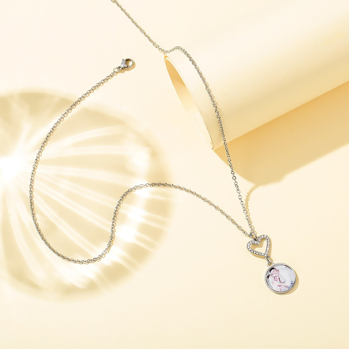 Customizable Photo Romantic Simple Small Heart-shaped Necklaces Exquisite Silver Color Clavicle Chain Women&